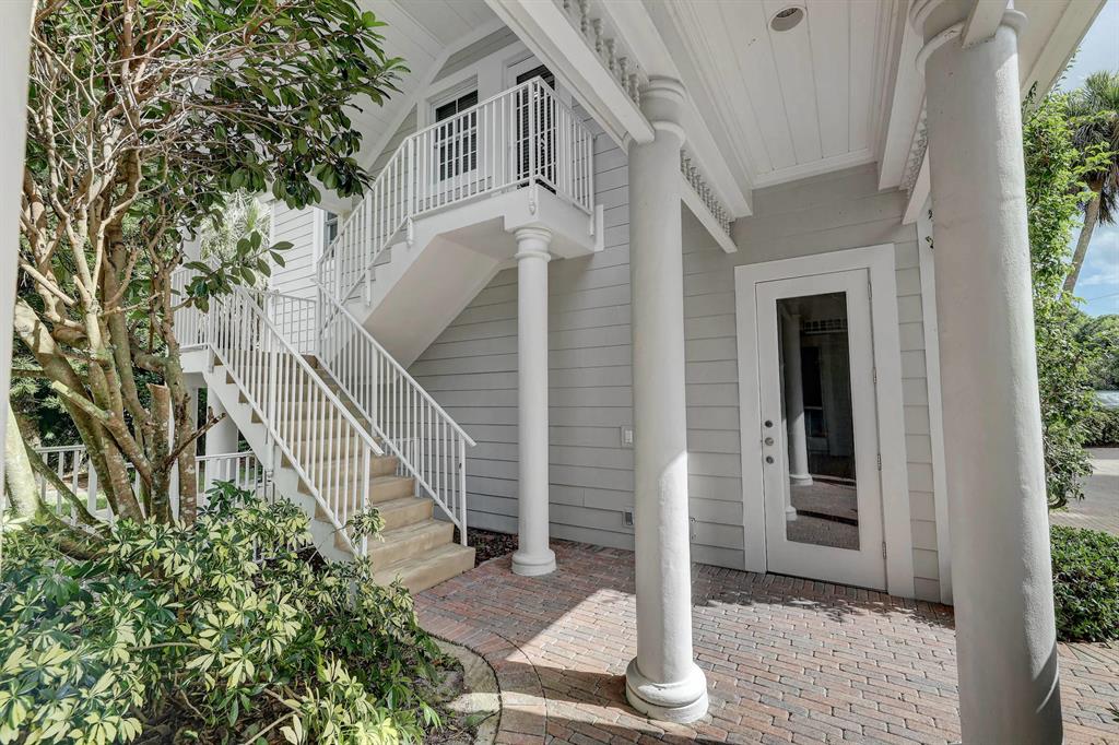 RIVERSIDE ON THE LOXAHATCHEE - Residential