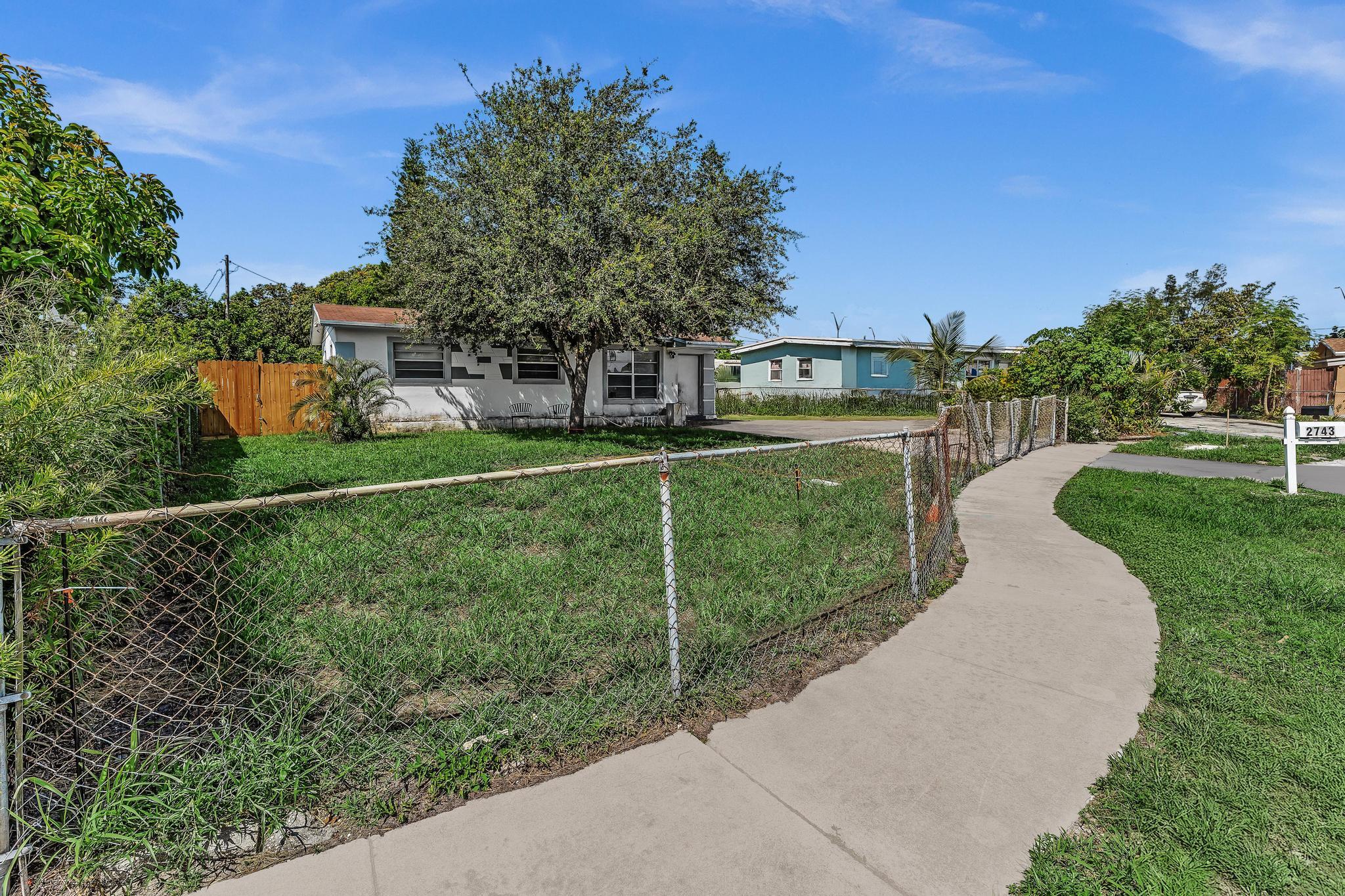 ROLLING GREEN RIDGE 1ST ADD - Residential