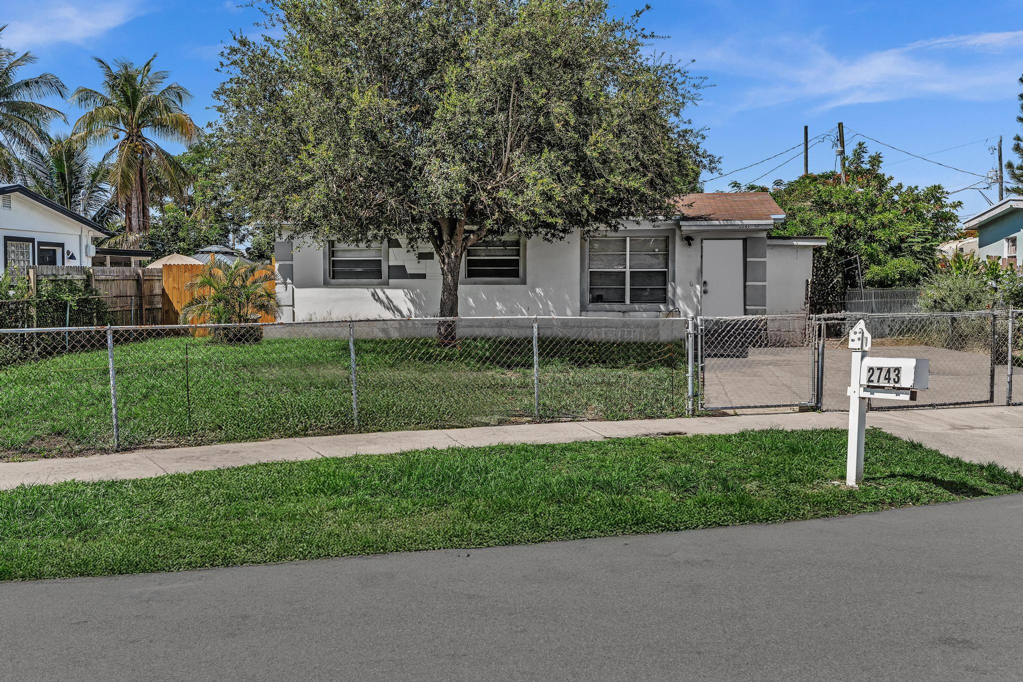 ROLLING GREEN RIDGE 1ST ADD - Residential
