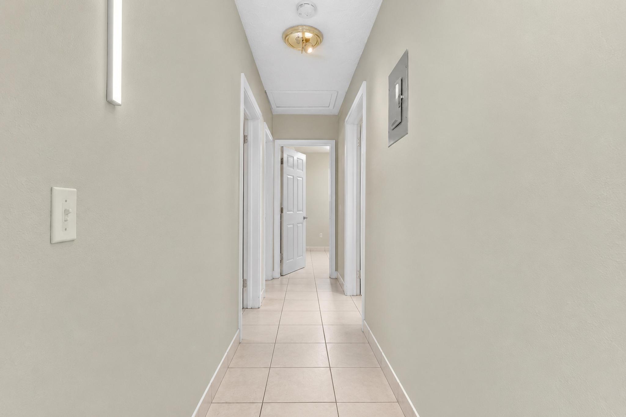 ROLLING GREEN RIDGE 1ST ADD - Residential