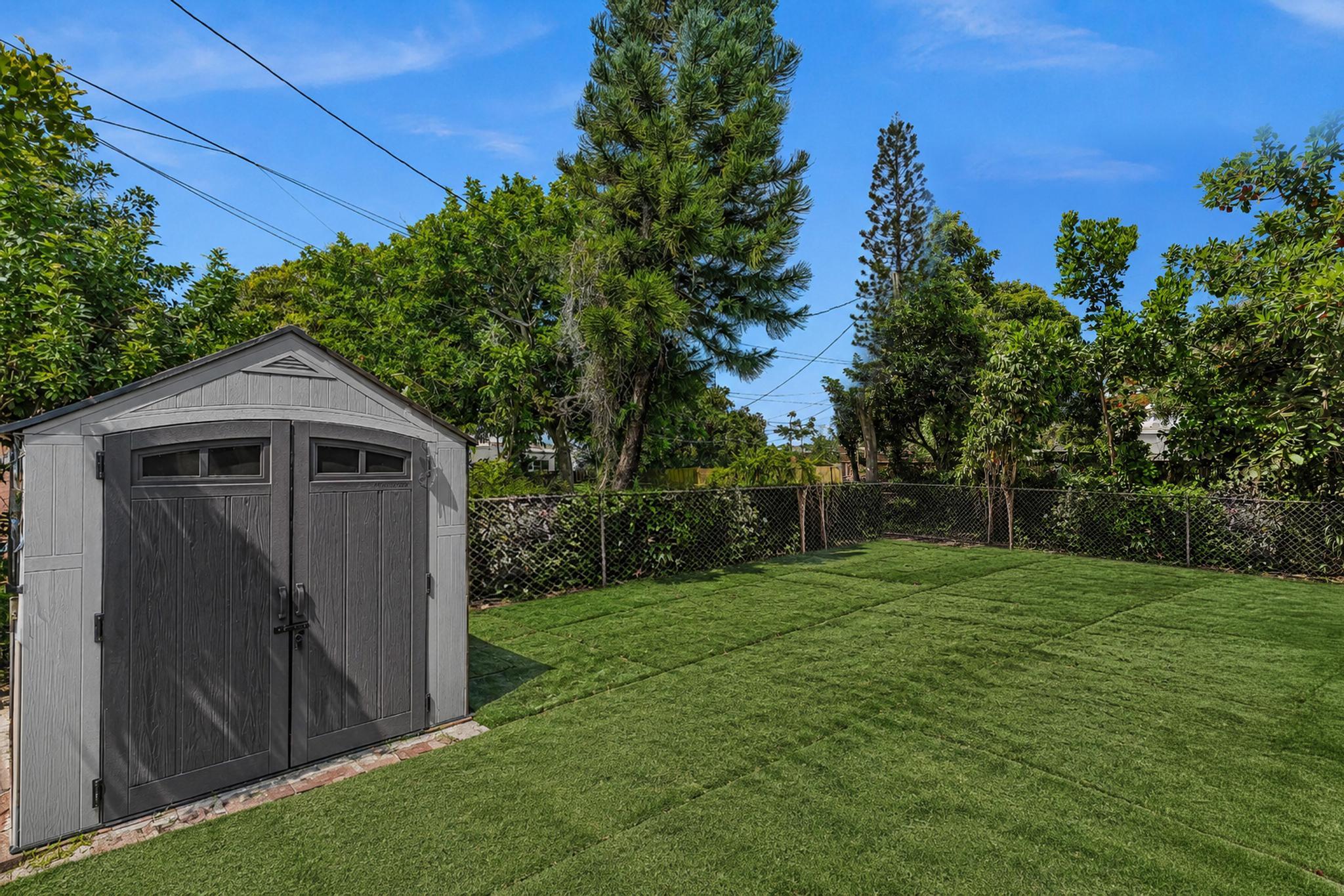 ROLLING GREEN RIDGE 1ST ADD - Residential