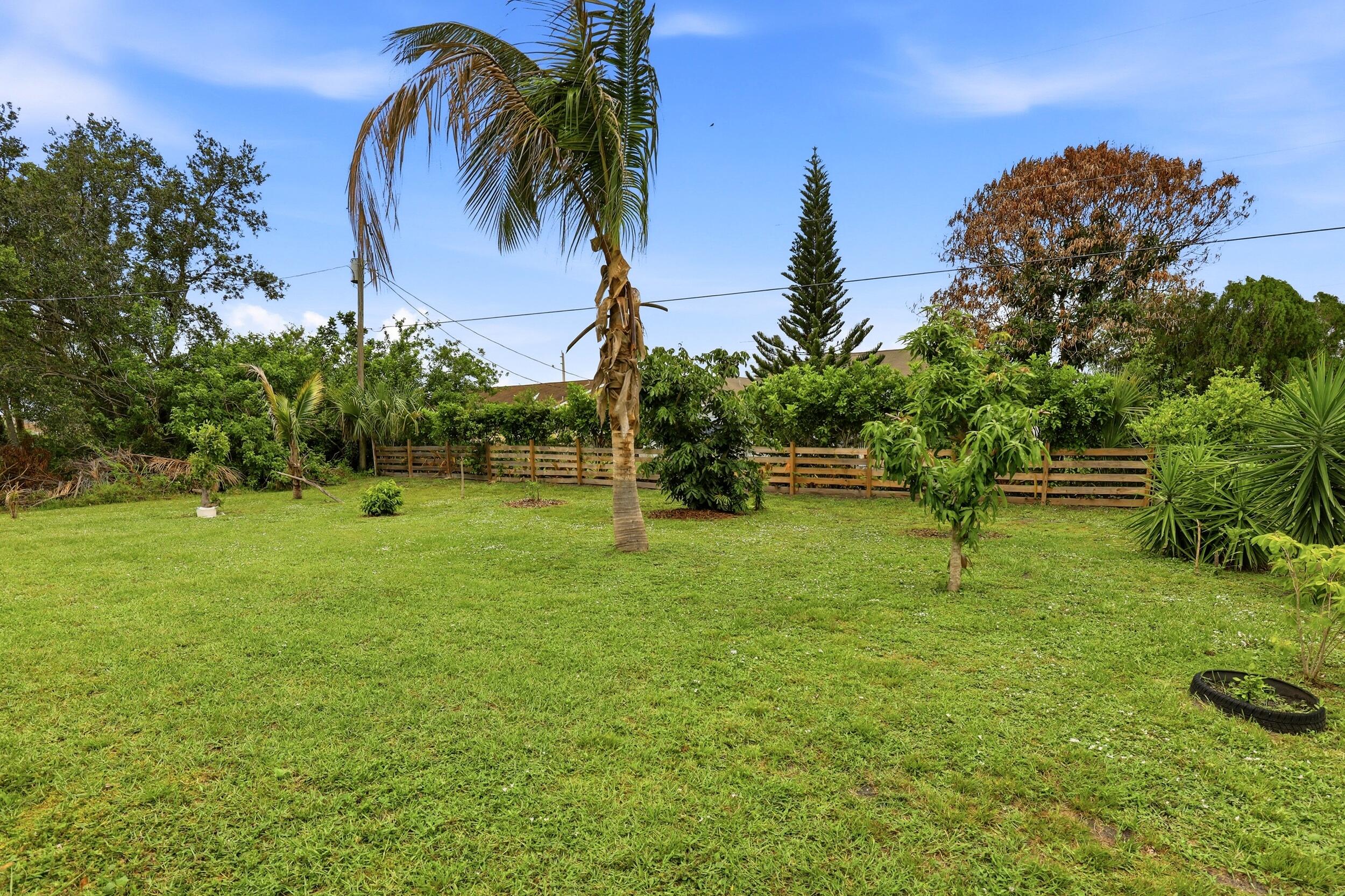 PORT ST LUCIE SECTION 25 - Residential