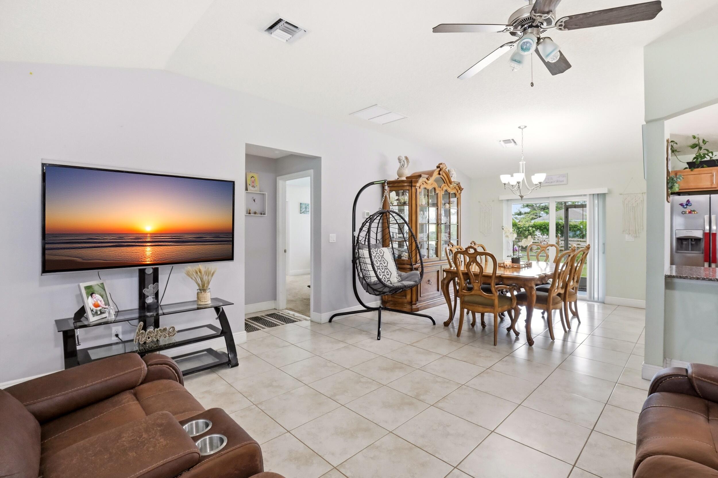 PORT ST LUCIE SECTION 25 - Residential