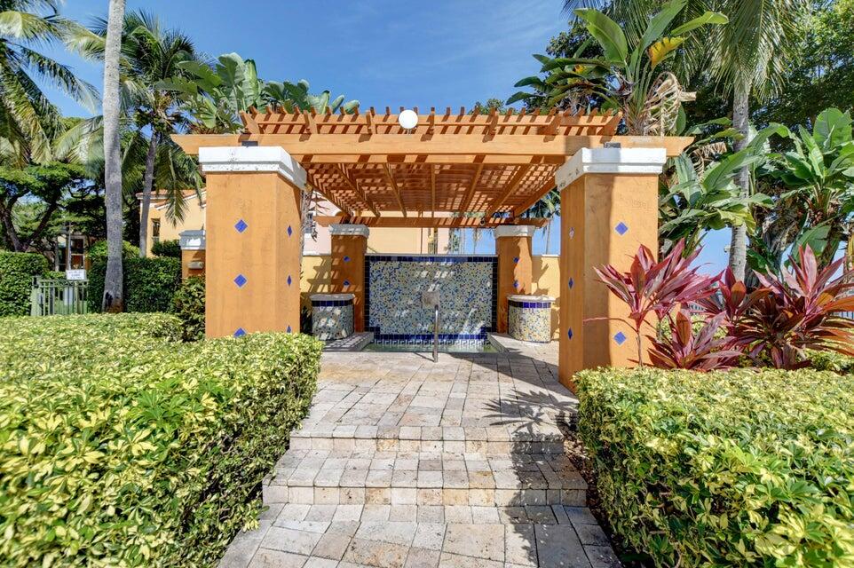 YACHT CLUB ON THE INTRACOASTAL - Residential