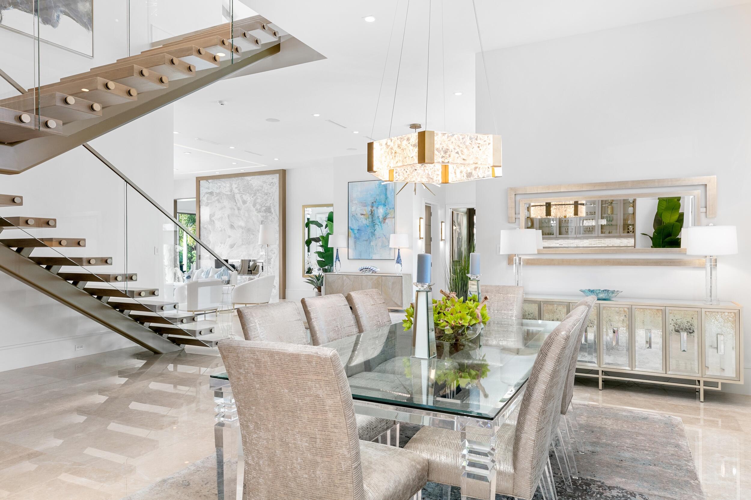 ROYAL PALM YACHT & COUNTRY CLUB - Residential