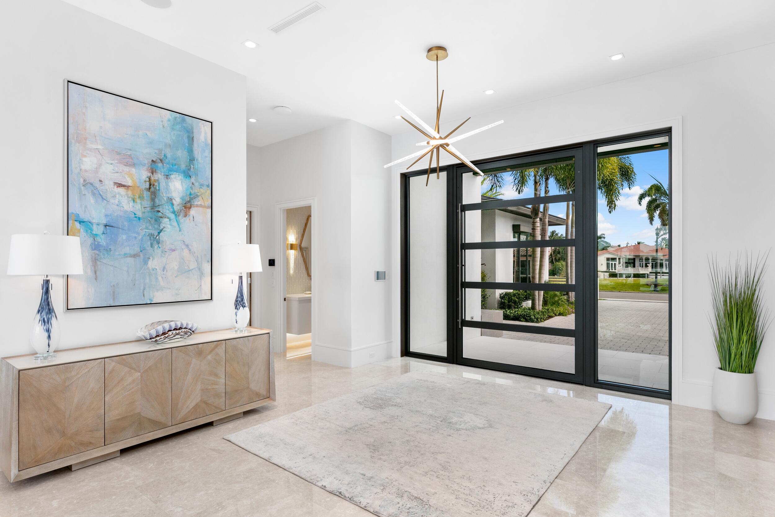 ROYAL PALM YACHT & COUNTRY CLUB - Residential
