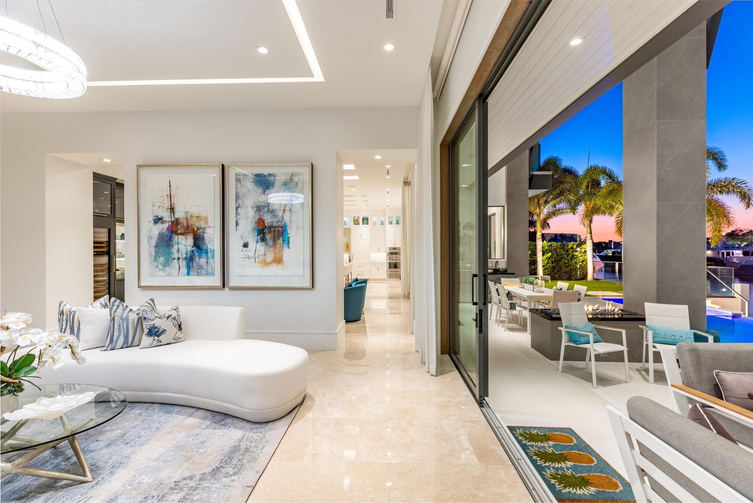 ROYAL PALM YACHT & COUNTRY CLUB - Residential