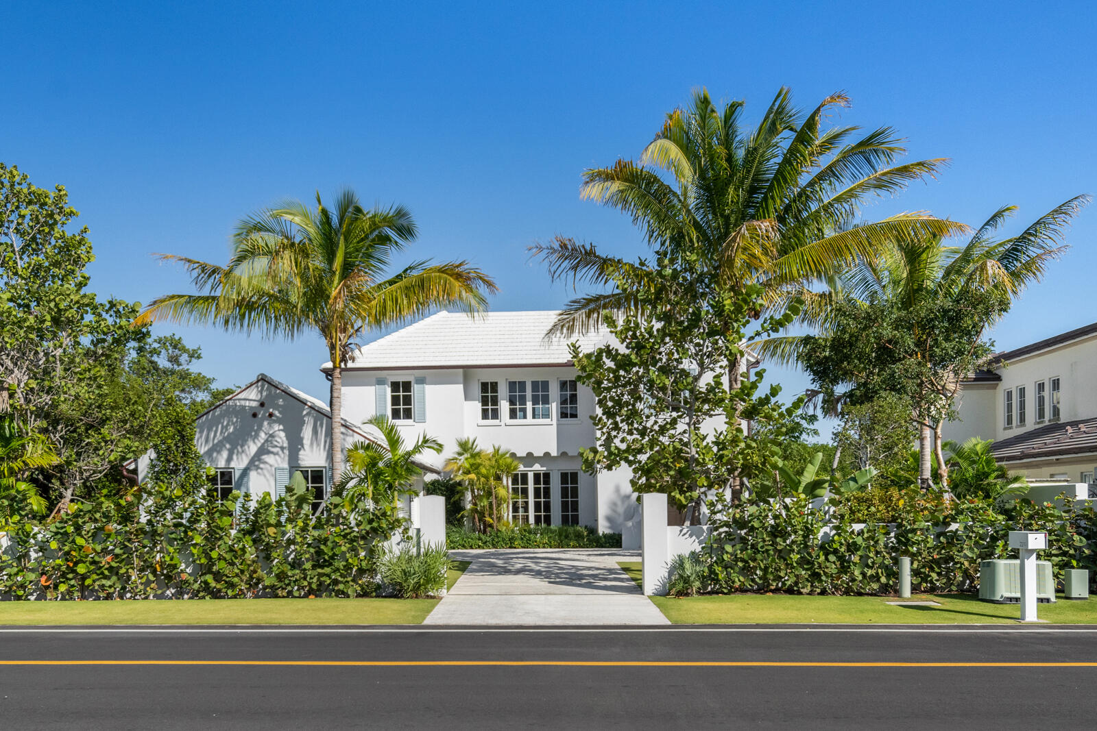 IBIS ISLE - Residential