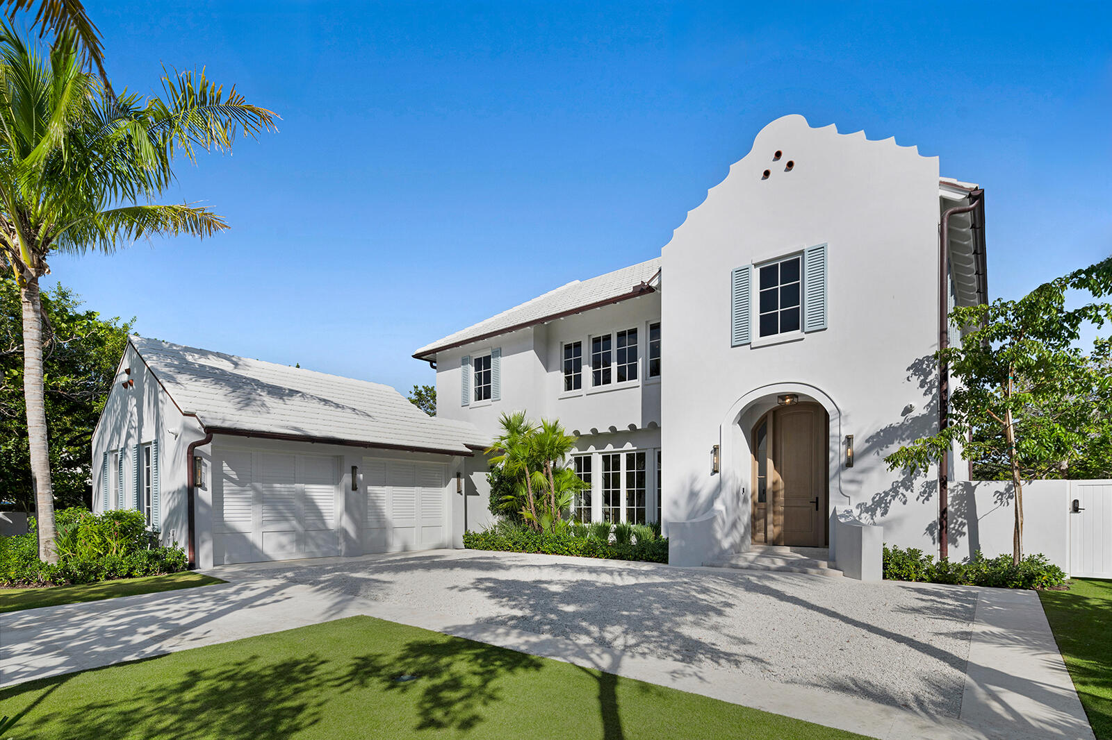 IBIS ISLE - Residential