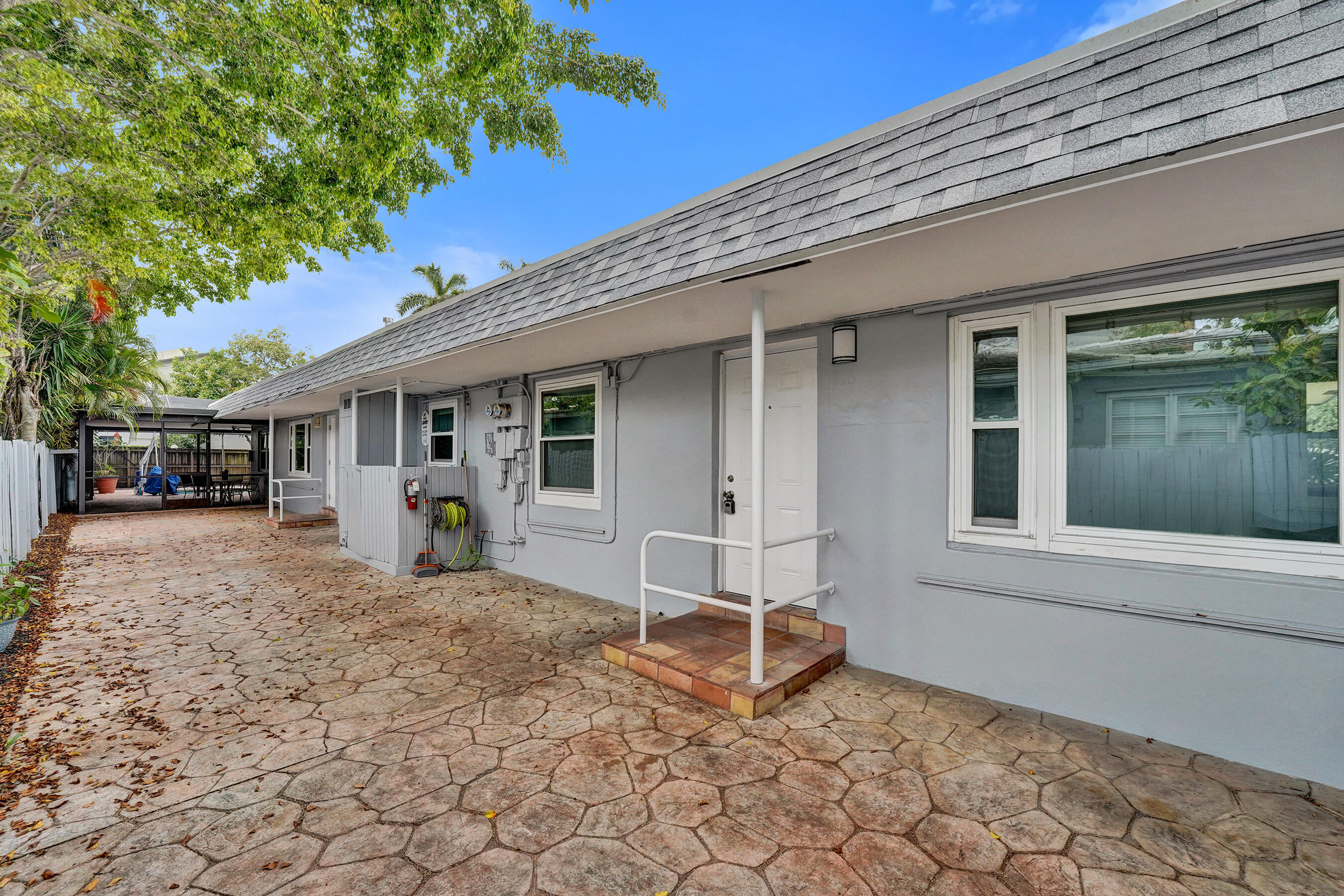 EVERGLADE LAND SALES CO - Residential Income