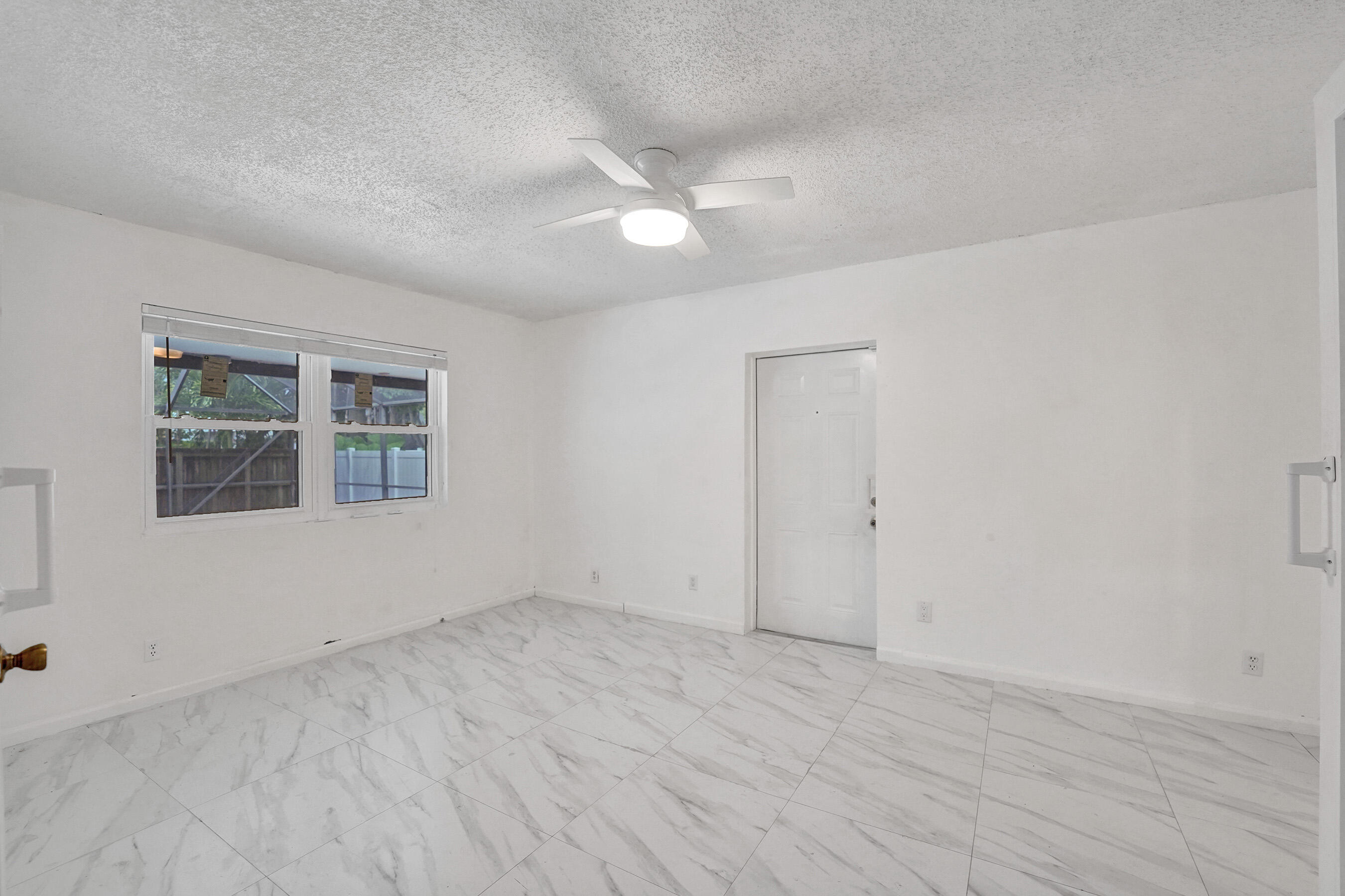 EVERGLADE LAND SALES CO - Residential Income