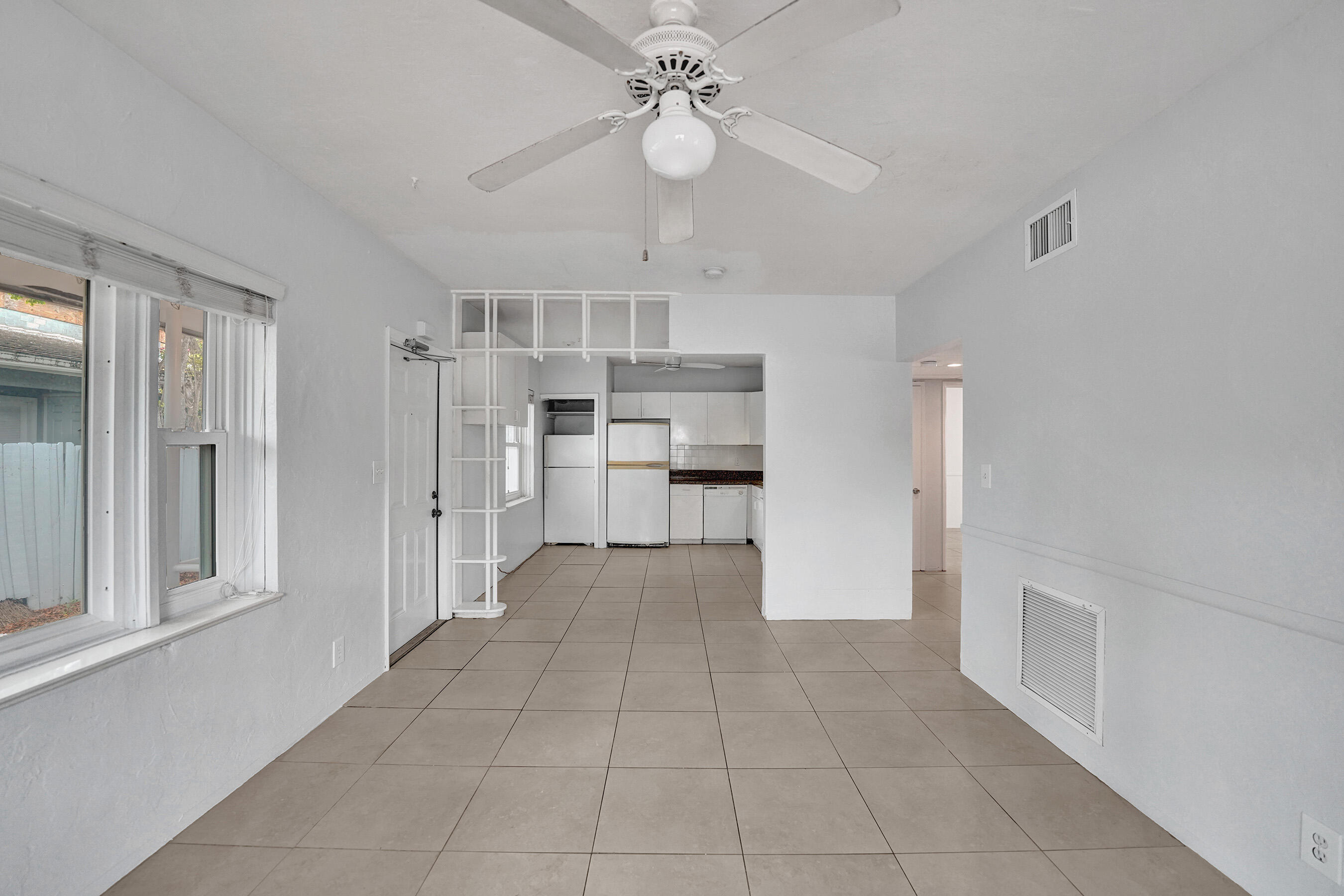 EVERGLADE LAND SALES CO - Residential Income