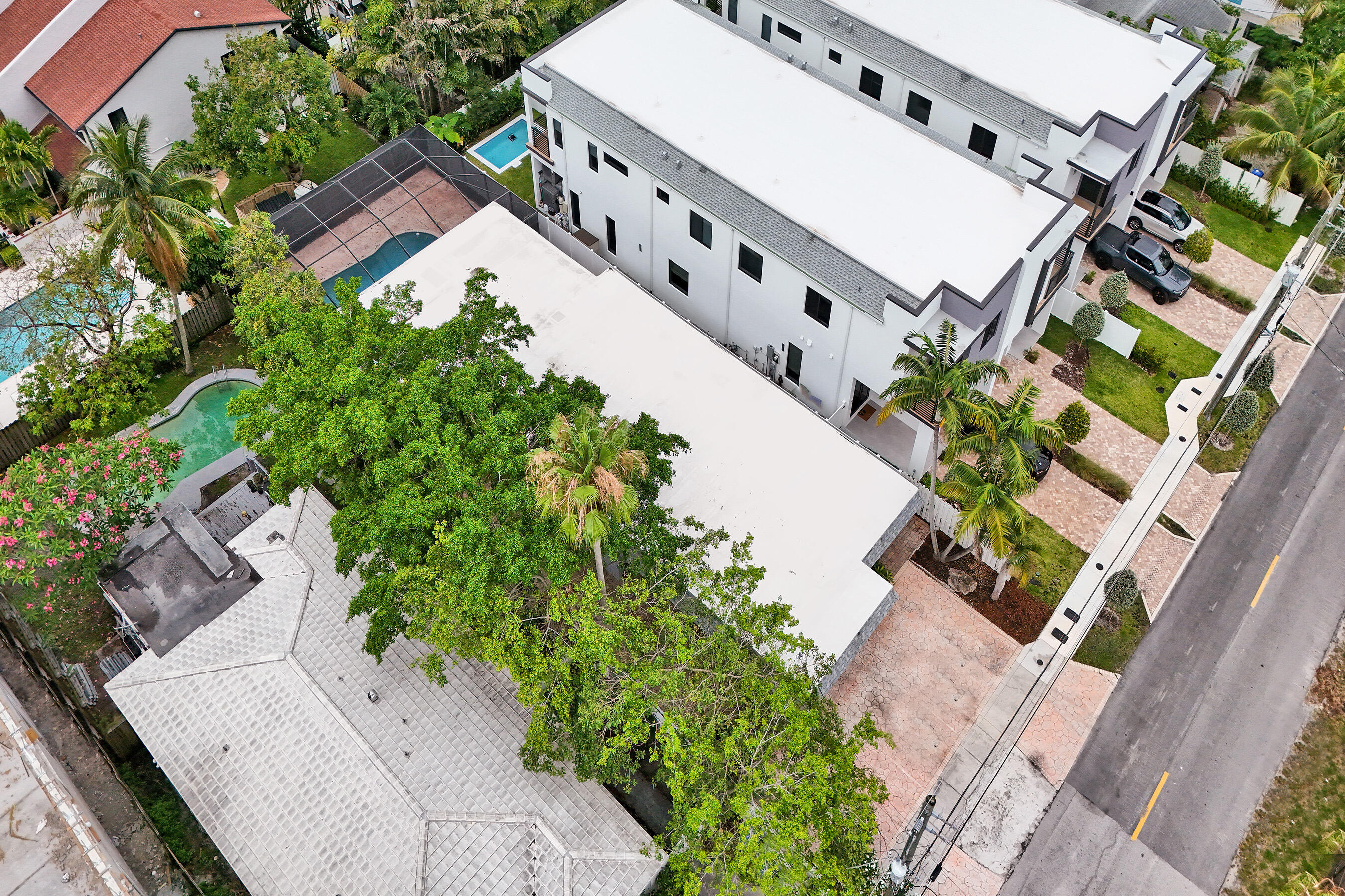 EVERGLADE LAND SALES CO - Residential Income