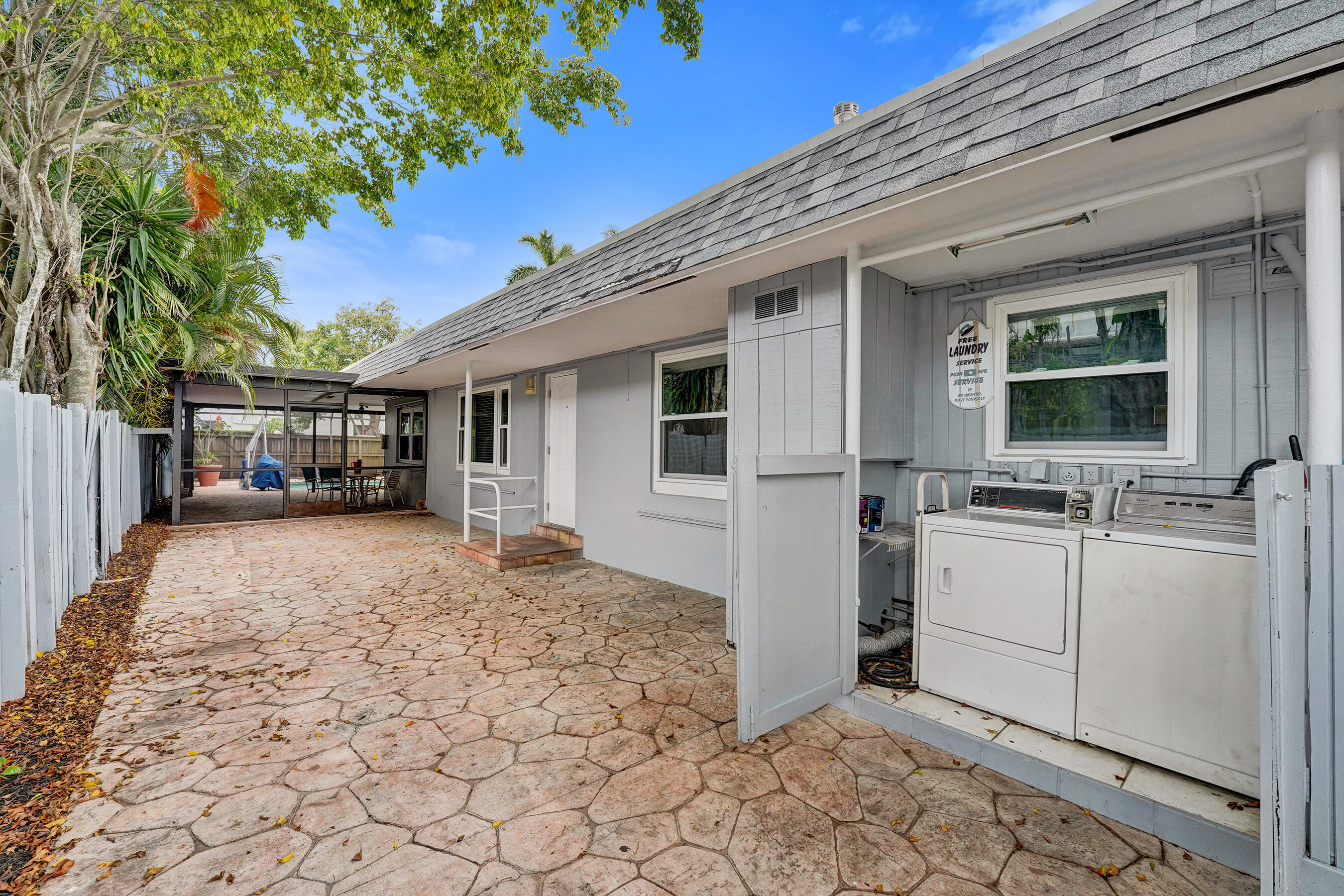 EVERGLADE LAND SALES CO - Residential Income