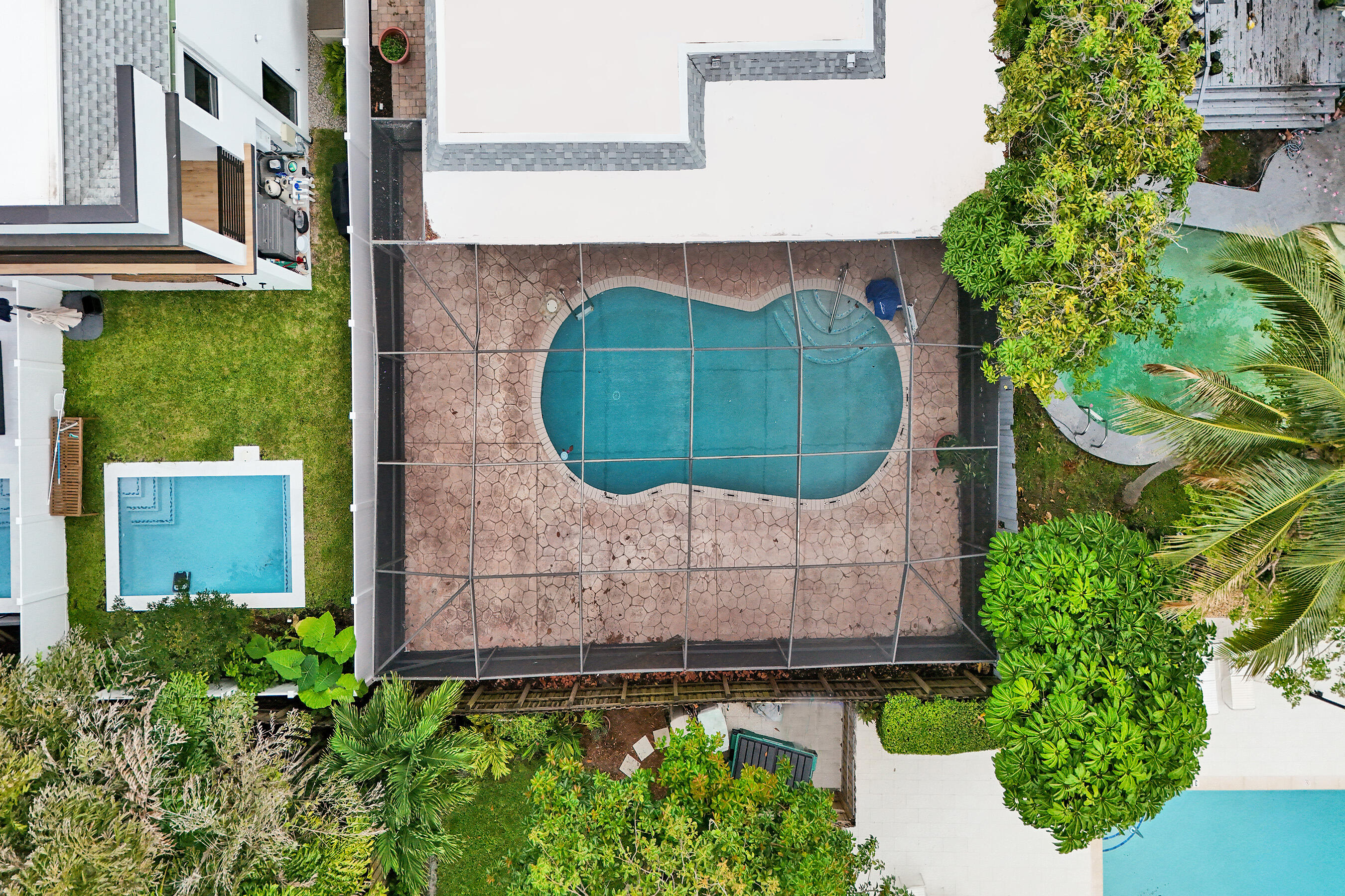 EVERGLADE LAND SALES CO - Residential Income