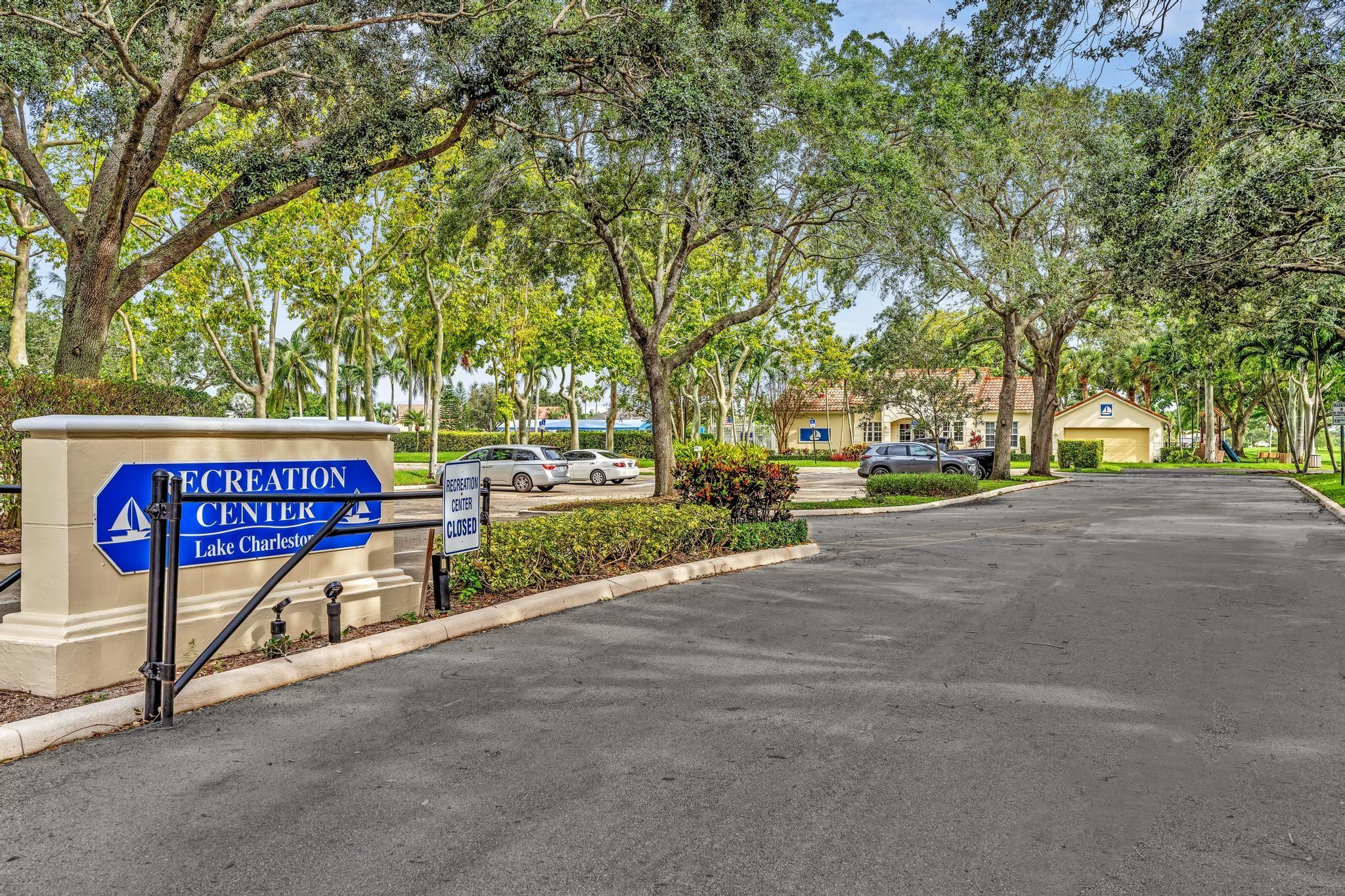 LAKE CHARLESTON PAR D - Residential