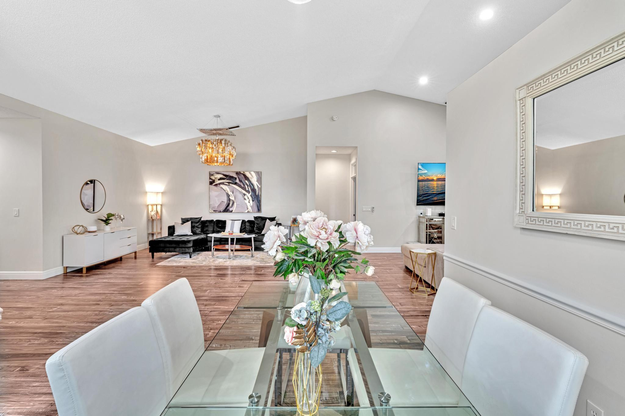 LAKE CHARLESTON PAR D - Residential