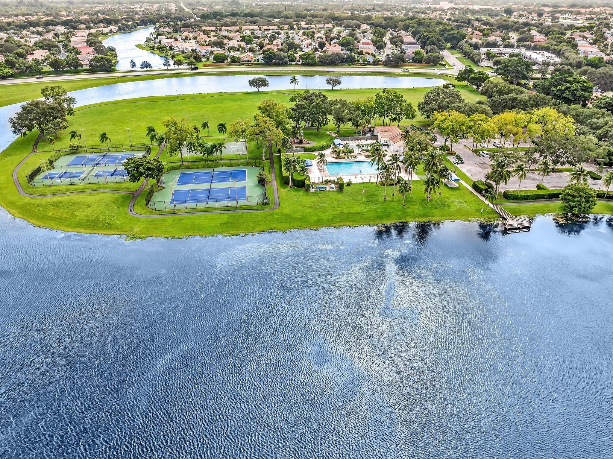 LAKE CHARLESTON PAR D - Residential
