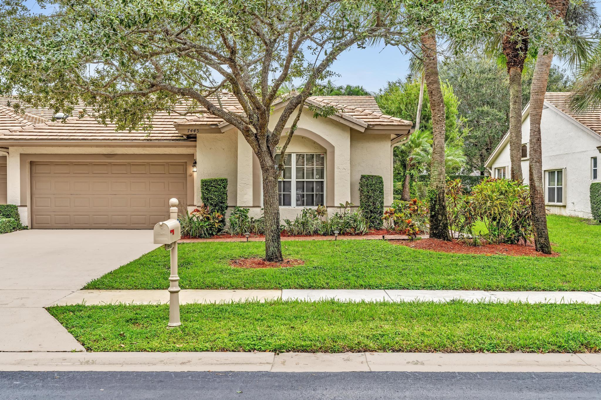 LAKE CHARLESTON PAR D - Residential
