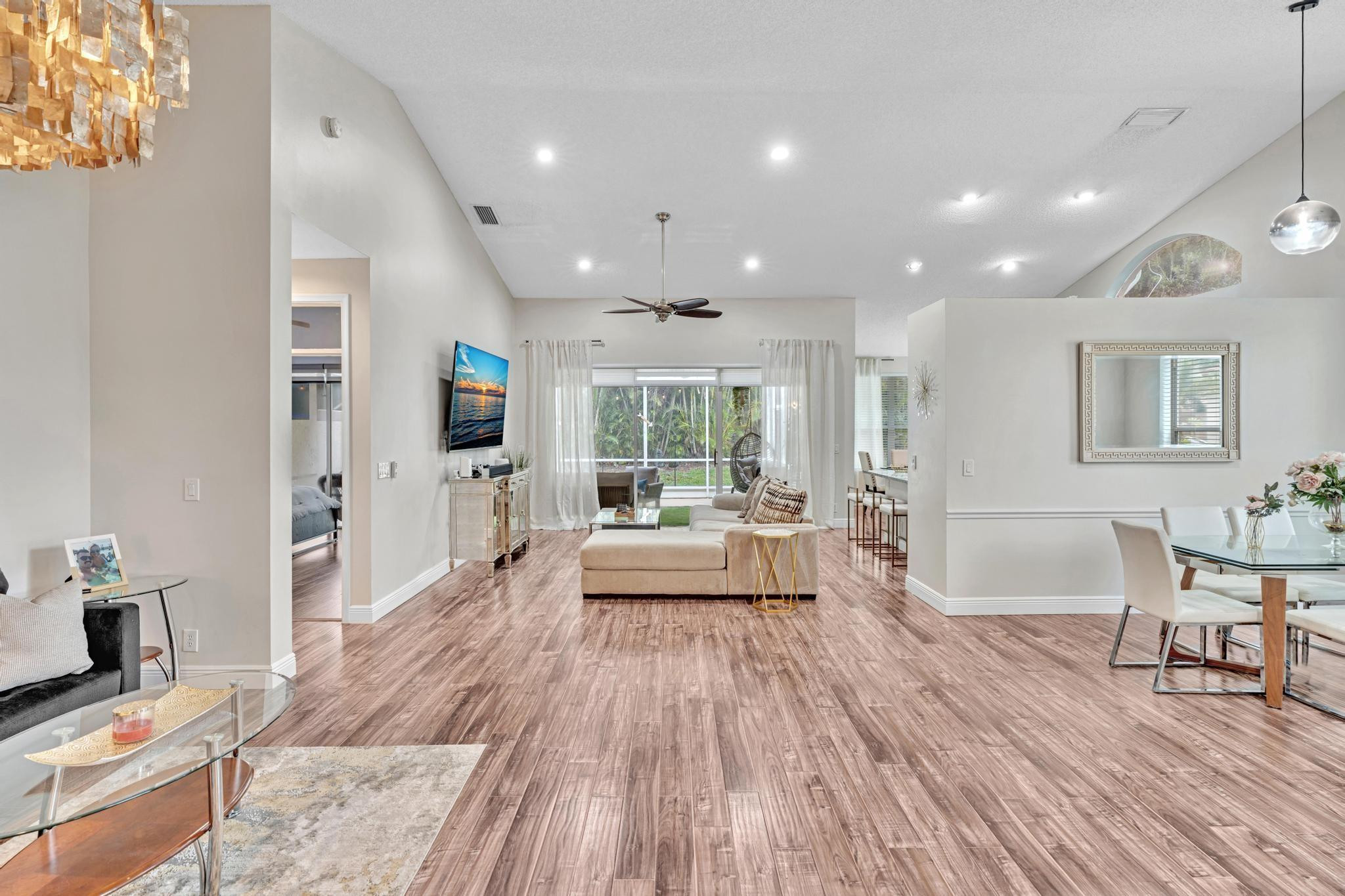 LAKE CHARLESTON PAR D - Residential