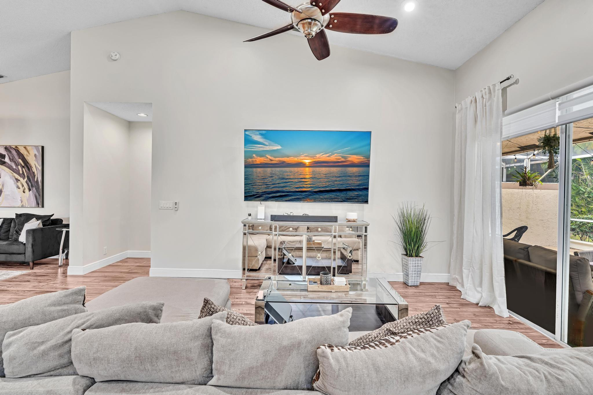 LAKE CHARLESTON PAR D - Residential