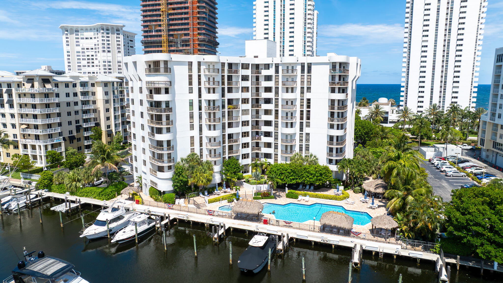RENAISSANCE OF POMPANO BEACH III - Residential Lease