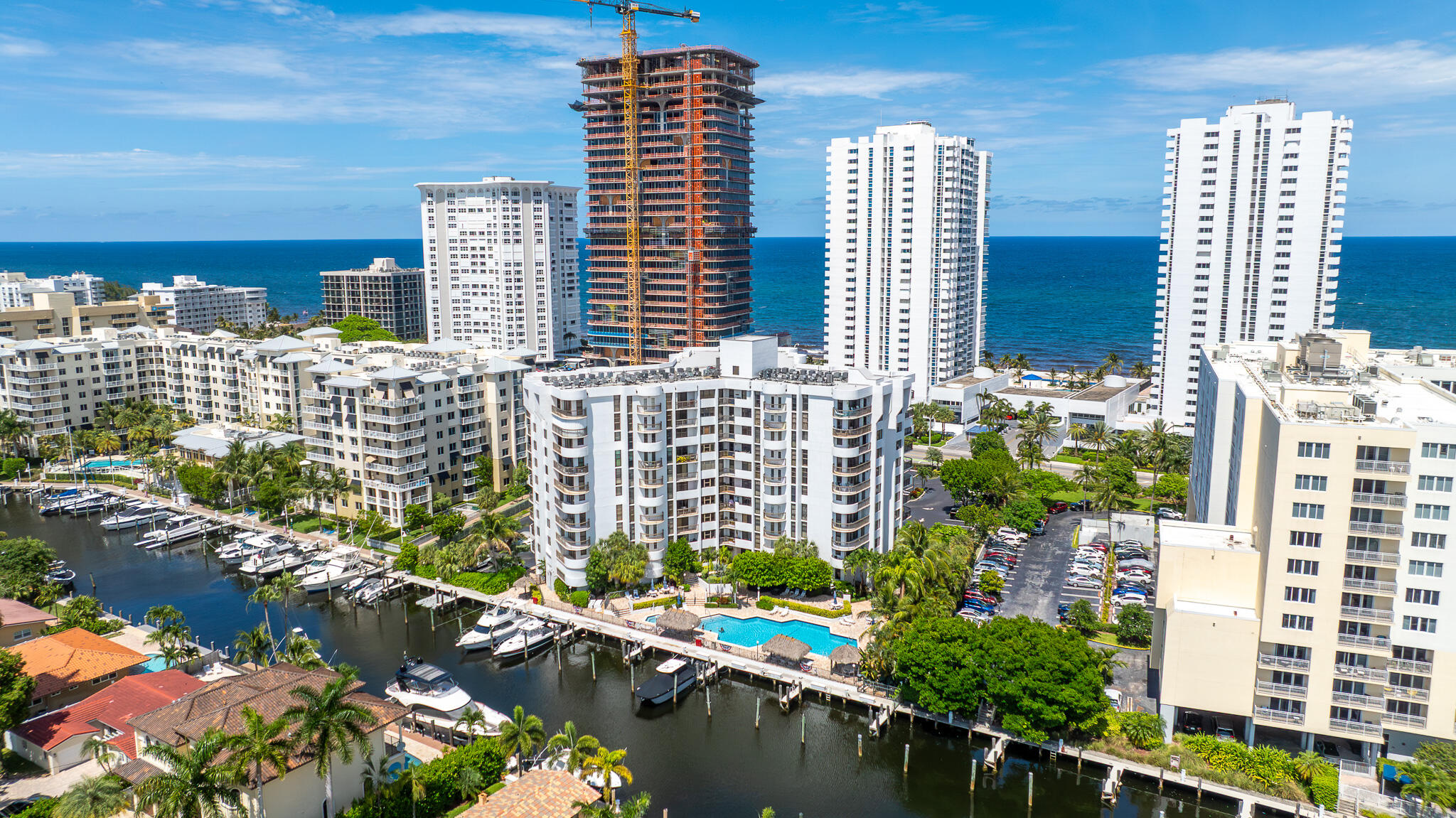 RENAISSANCE OF POMPANO BEACH III - Residential Lease