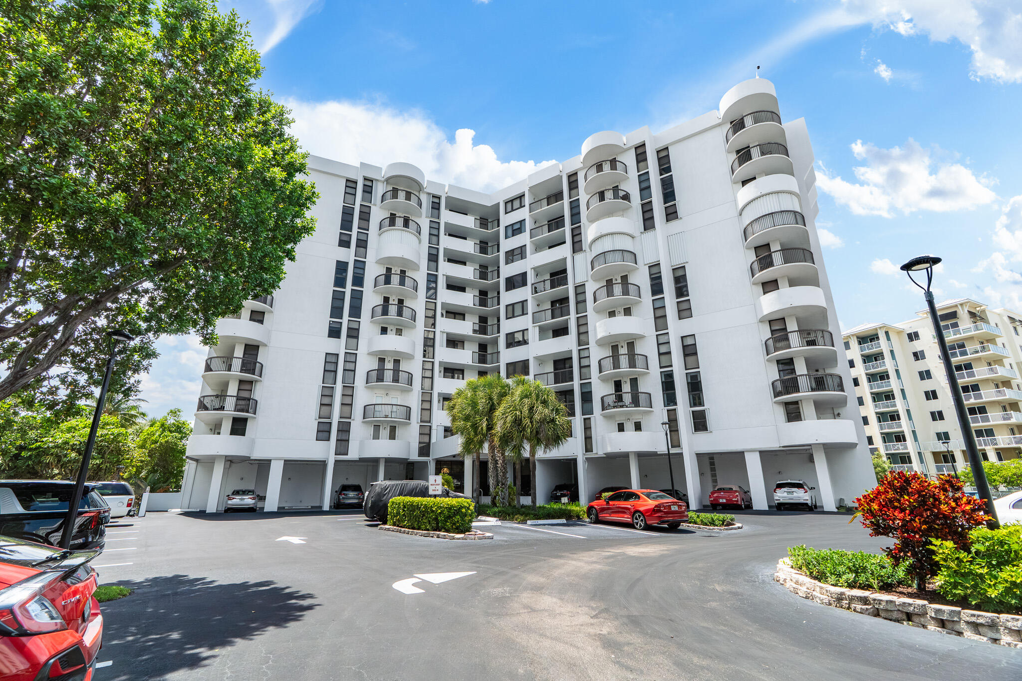 RENAISSANCE OF POMPANO BEACH III - Residential Lease