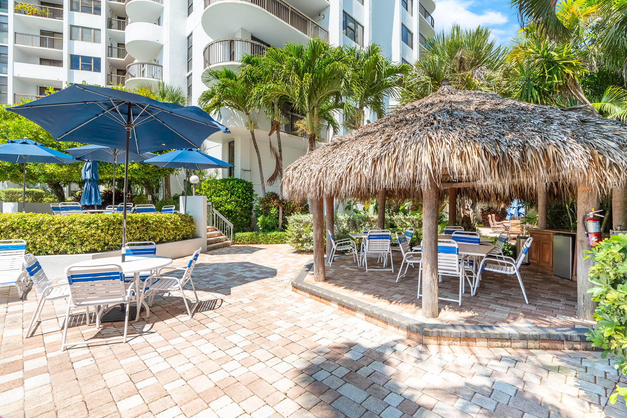 RENAISSANCE OF POMPANO BEACH III - Residential Lease