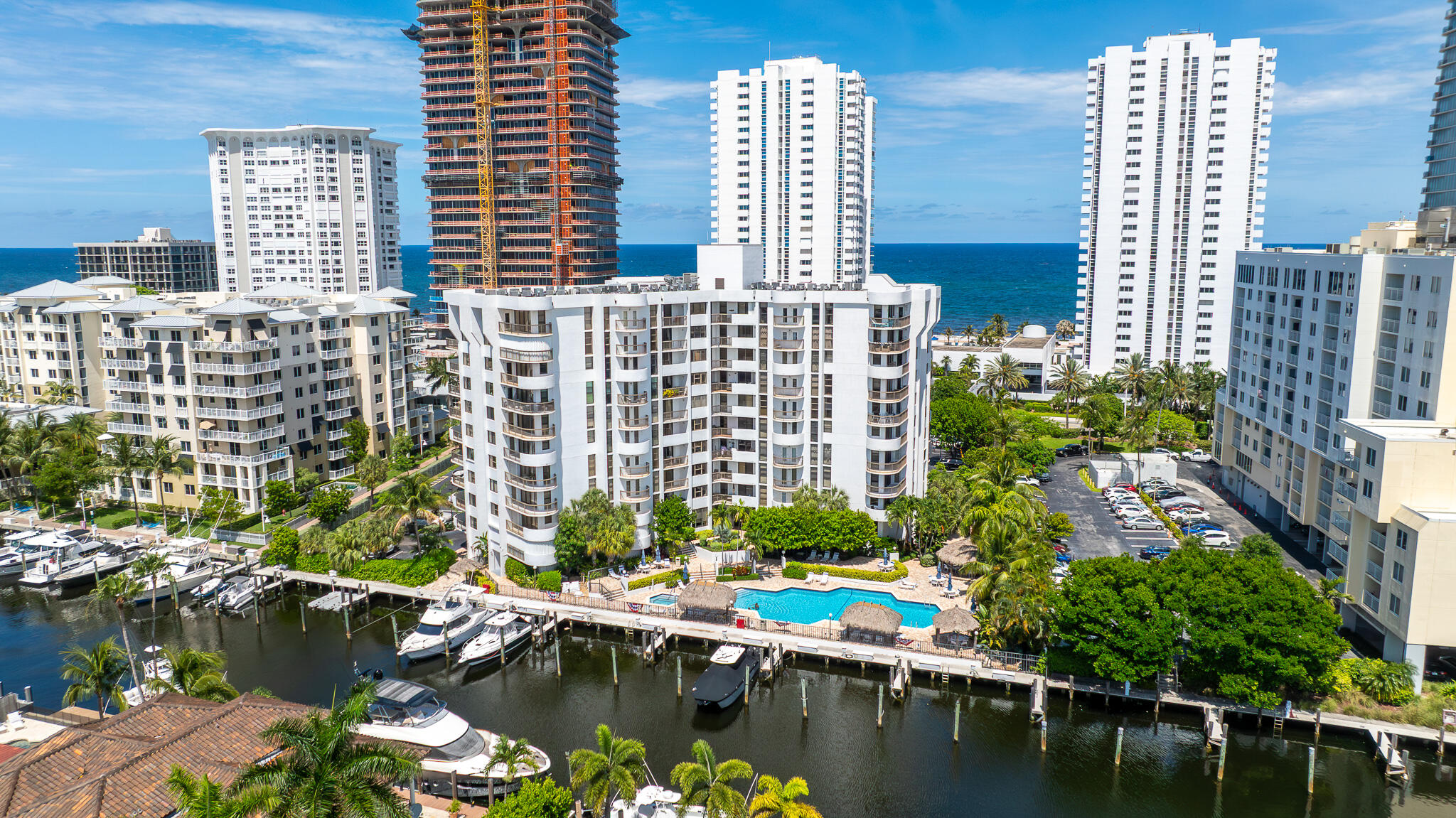 RENAISSANCE OF POMPANO BEACH III - Residential Lease