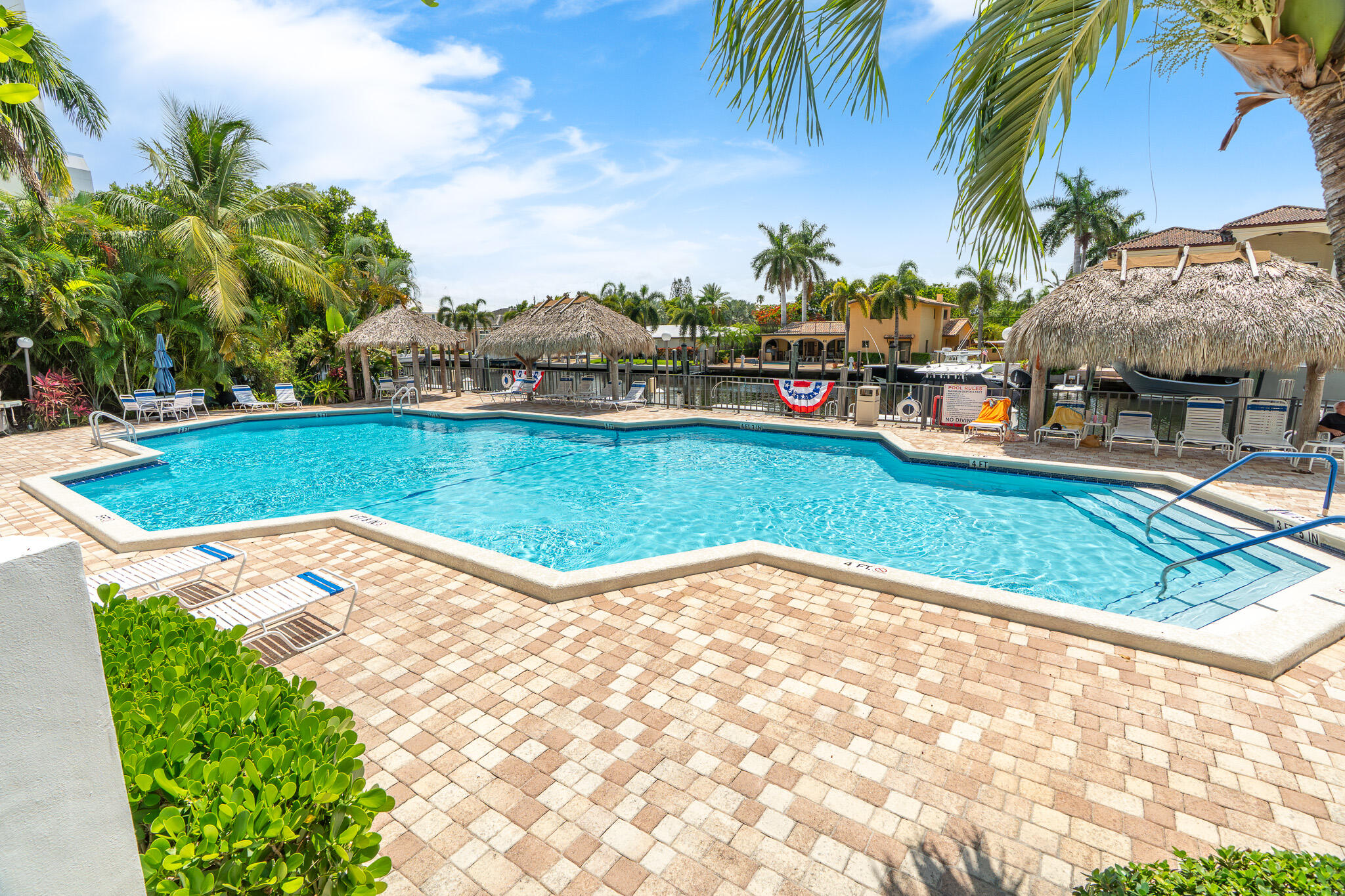 RENAISSANCE OF POMPANO BEACH III - Residential Lease