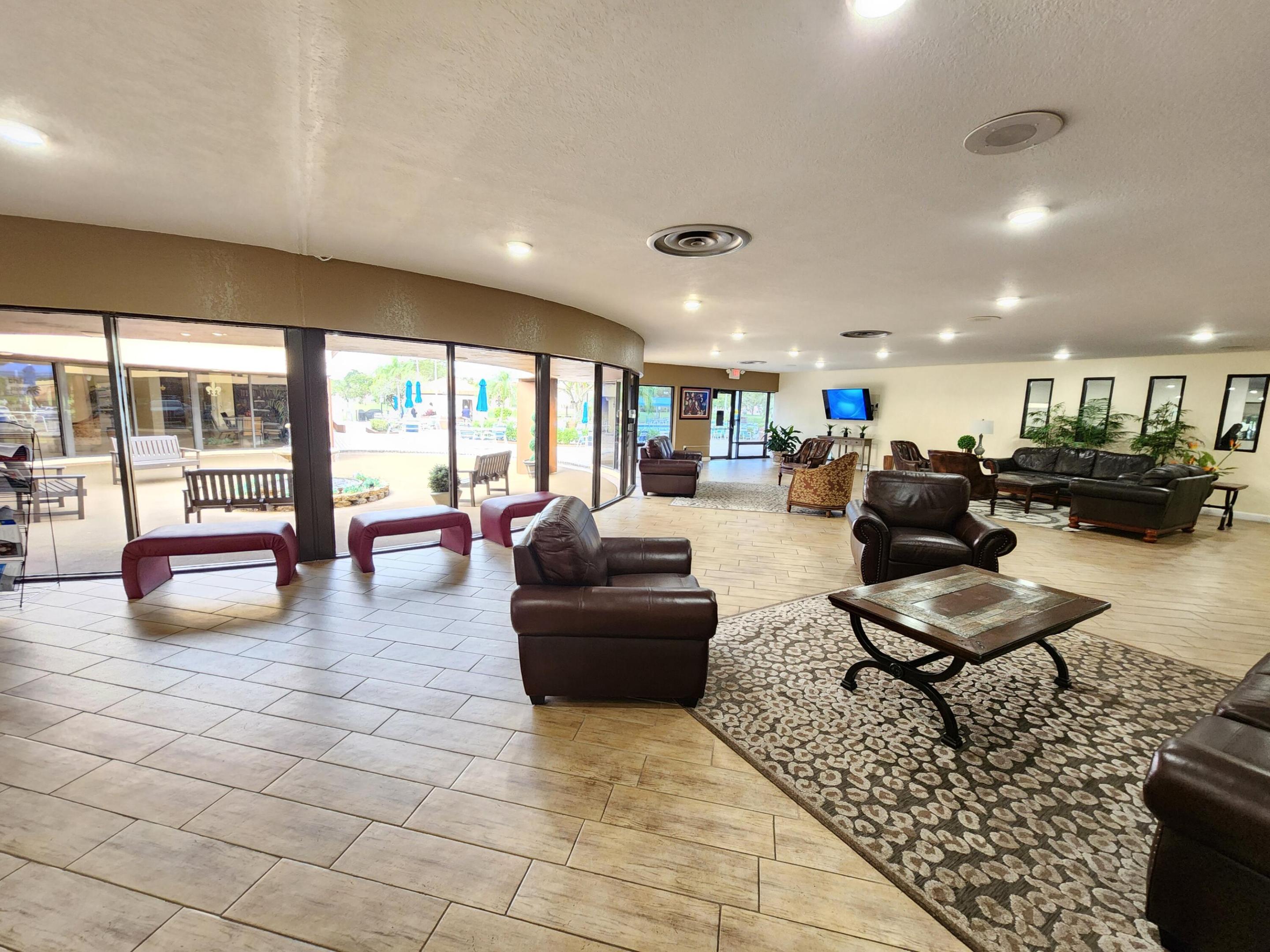 SUNRISE LAKES 123 CONDO - Residential
