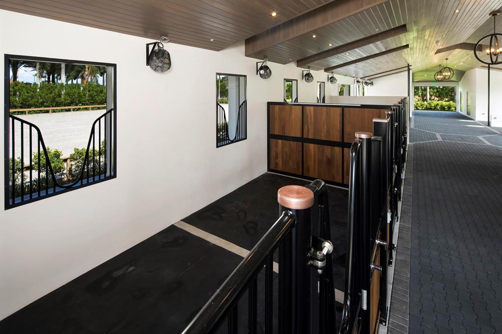 MALLET HILL OF WELLINGTON COUNTRYPLACE - Residential