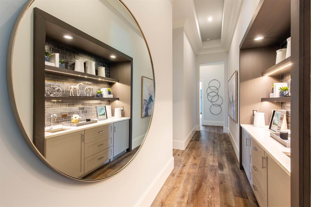 MALLET HILL OF WELLINGTON COUNTRYPLACE - Residential