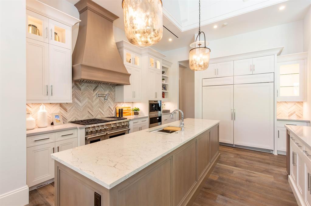 MALLET HILL OF WELLINGTON COUNTRYPLACE - Residential