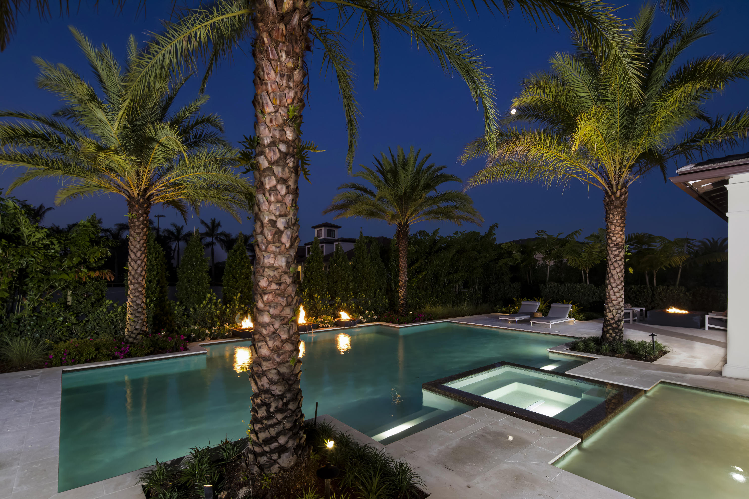 MALLET HILL OF WELLINGTON COUNTRYPLACE - Residential
