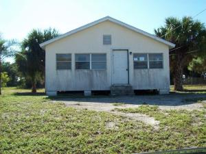Great Opportunity to own a valued price home. This 3 bedroom 1 bath home has a spacious living room, updated bathroom and sits on a larger fenced lot facing one the many local parks. Located close to area beaches, shopping and schools this is a must see for investors or first time home buyers.Purchase this home for as little as 5% down! Sold As-Is. Buyer is responsible for verifying all info & checking for possible code violations & permits.