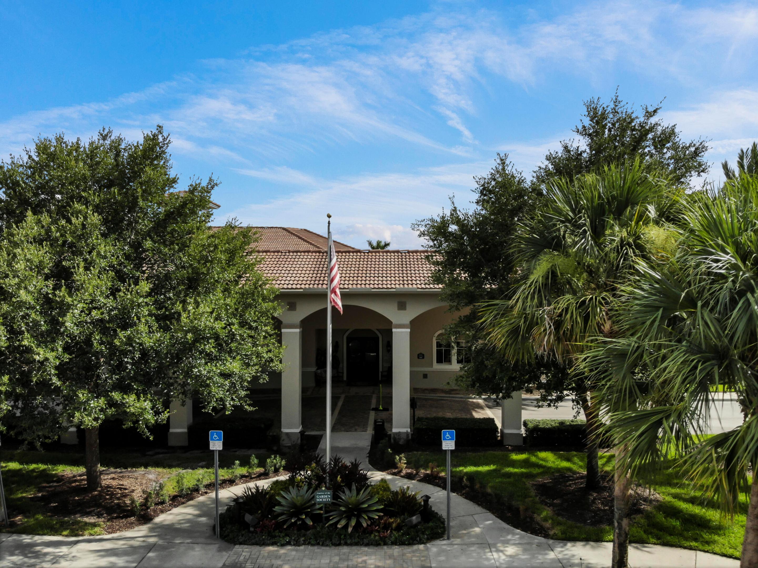 THE RESERVE WILLOW PINES WEST AT PGA VILLAGE - Residential
