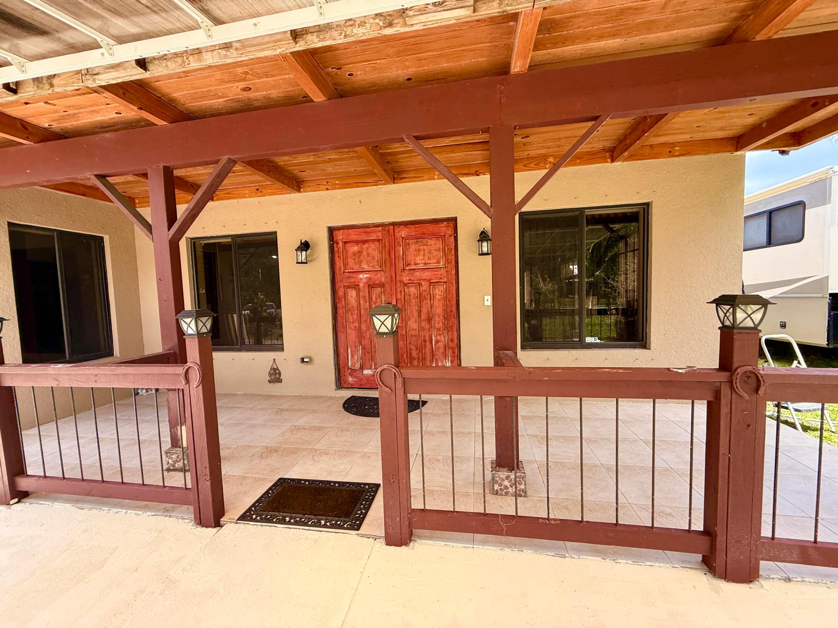 Loxahatchee - Residential