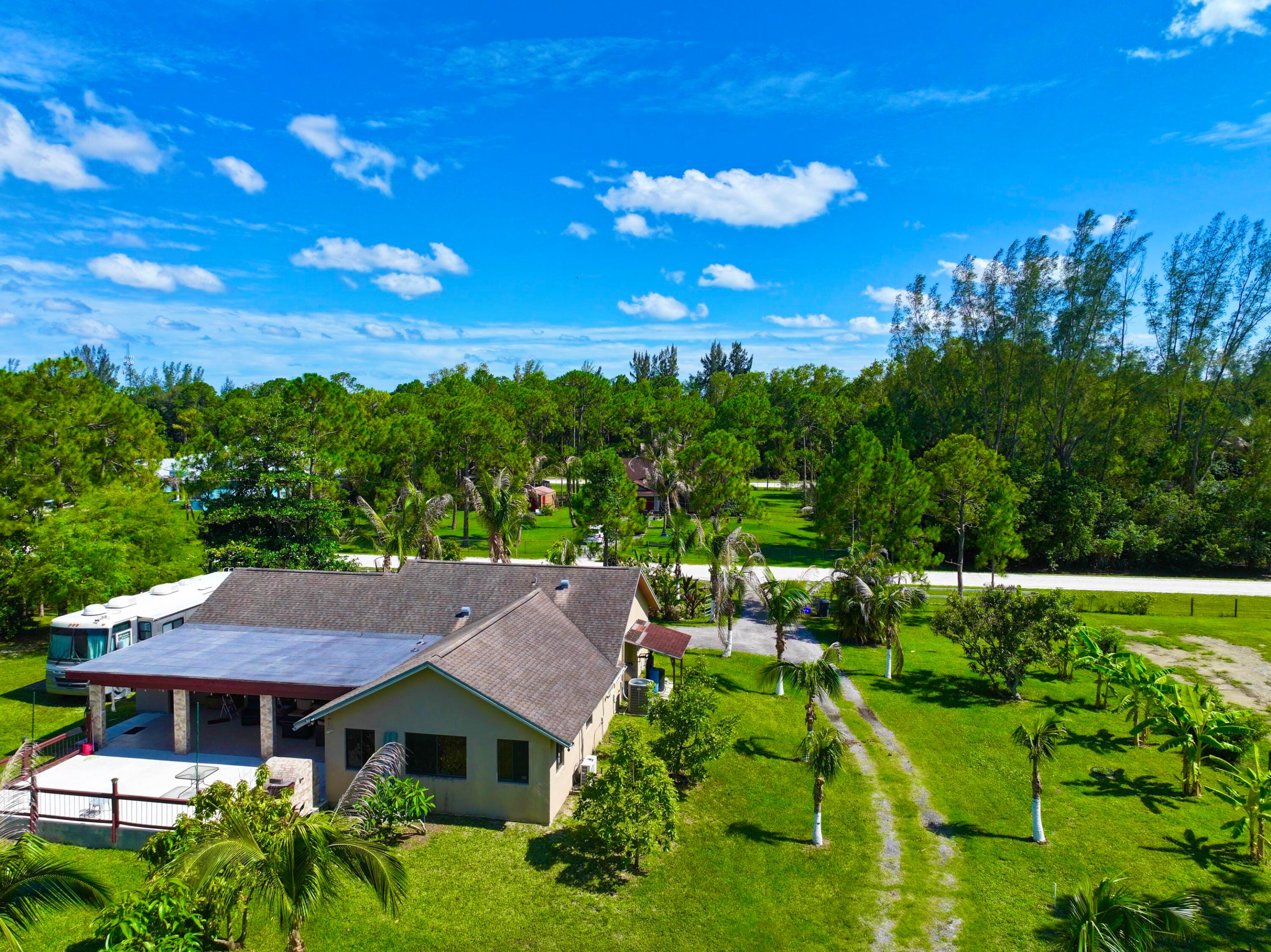 Loxahatchee - Residential