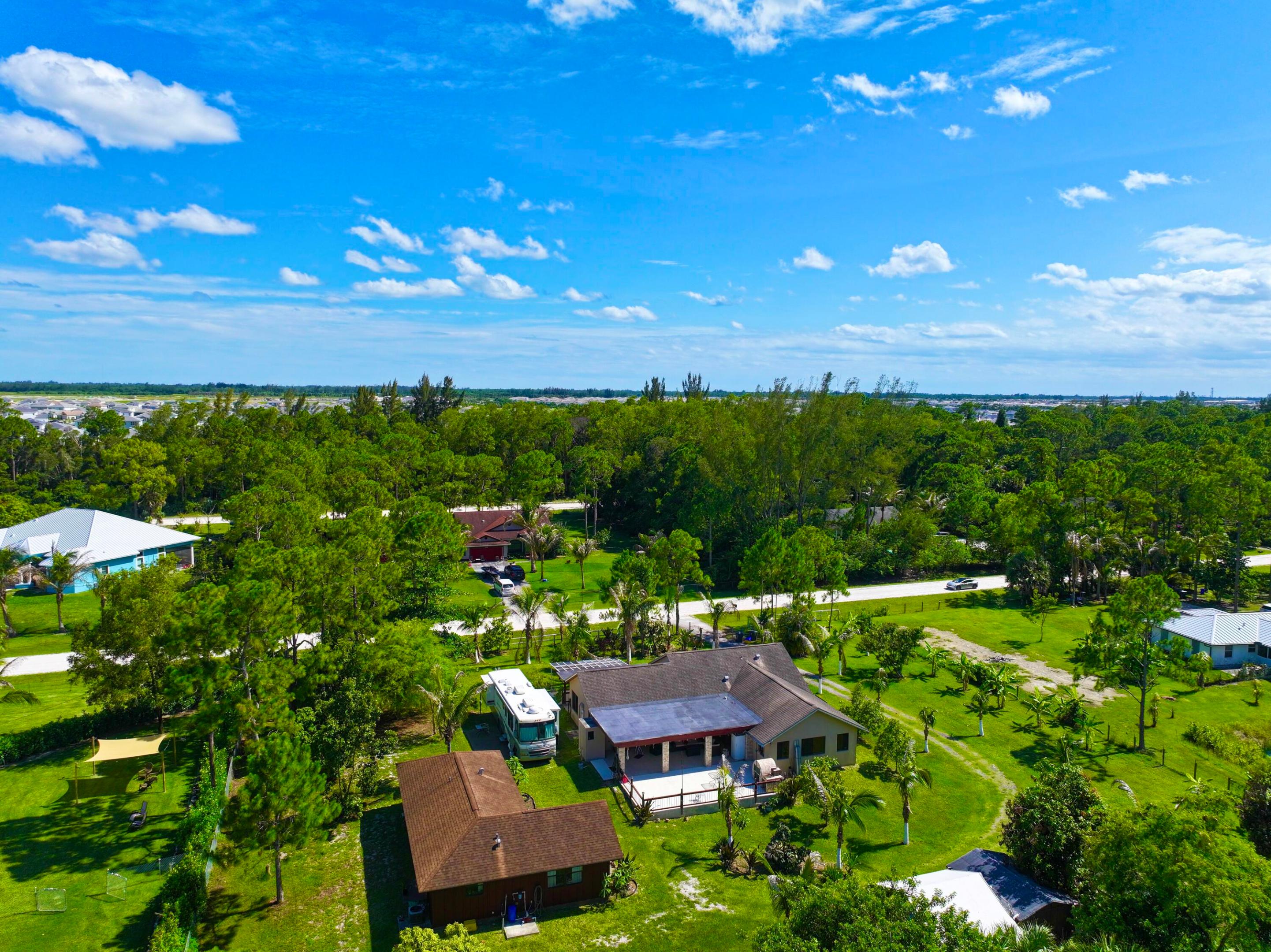 Loxahatchee - Residential