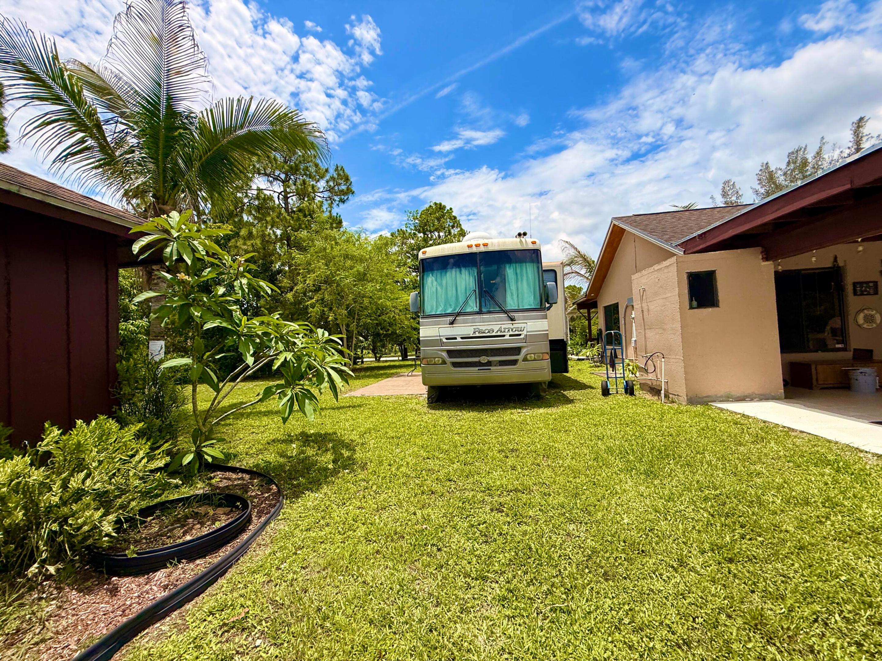 Loxahatchee - Residential