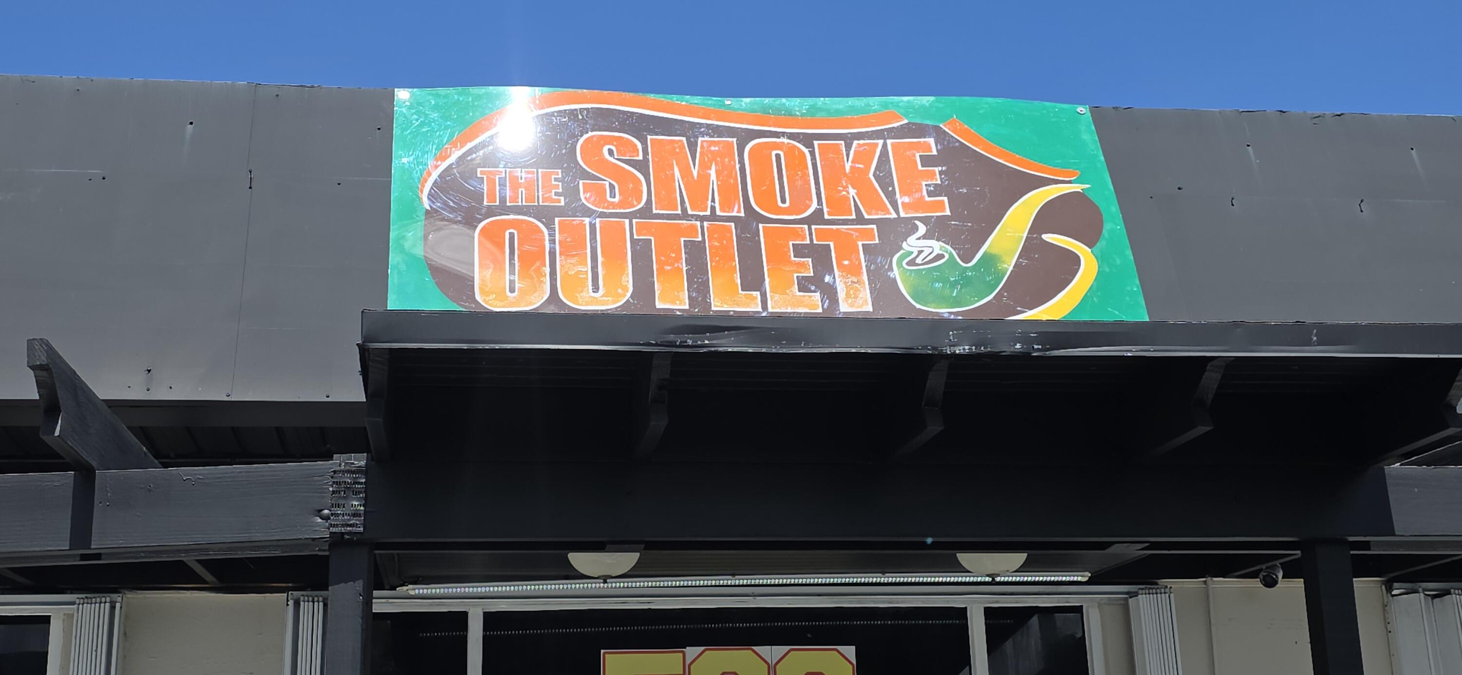 Smoke outlet located in a busy Fed Hwy. The business is in a stand alone building with plenty of space and parking. It also includes a convenient store with Florida Lottery and many other items for the customers to purchase.