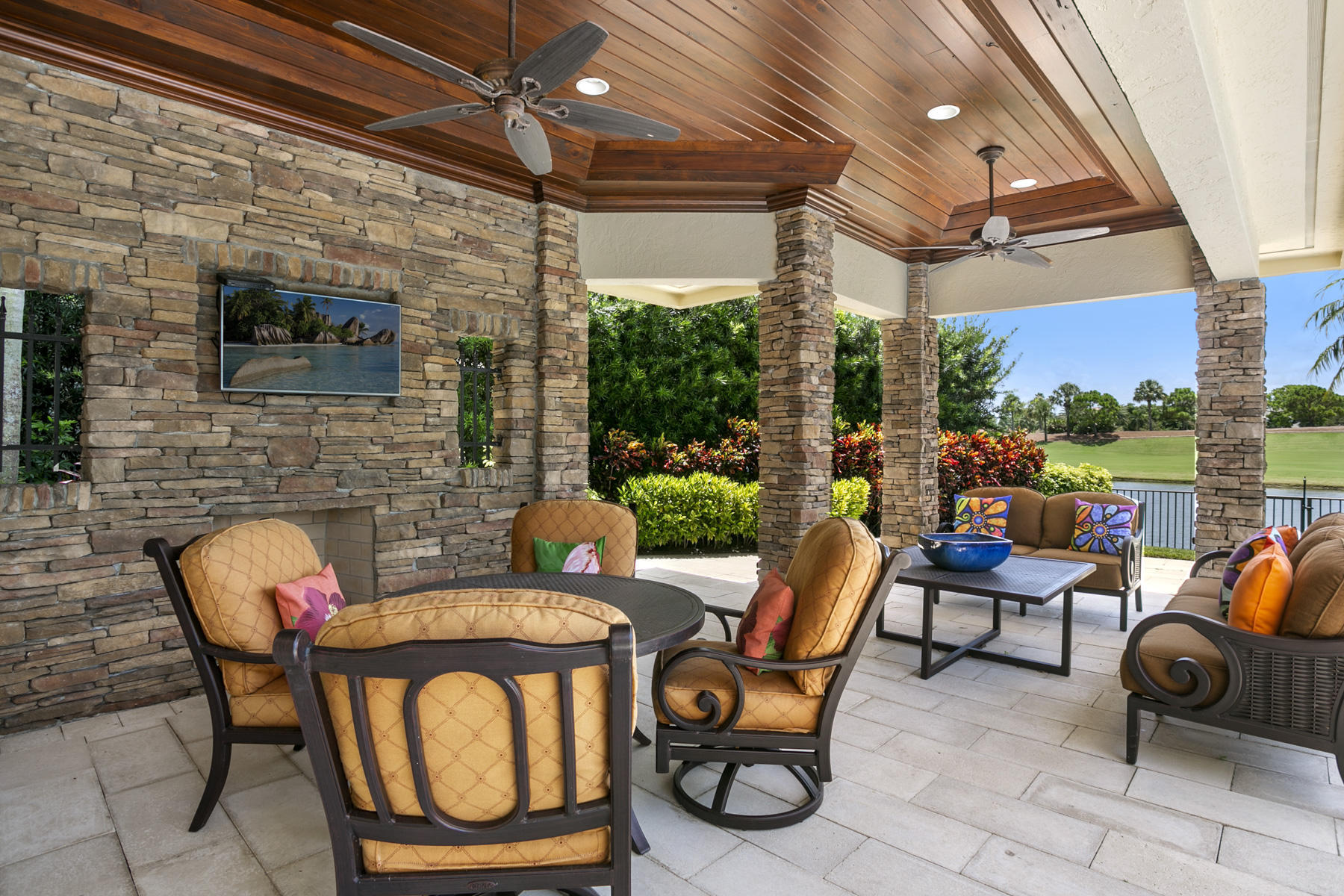 LOXAHATCHEE CLUB AT MAPLEWOOD 5 PH 2 - Residential