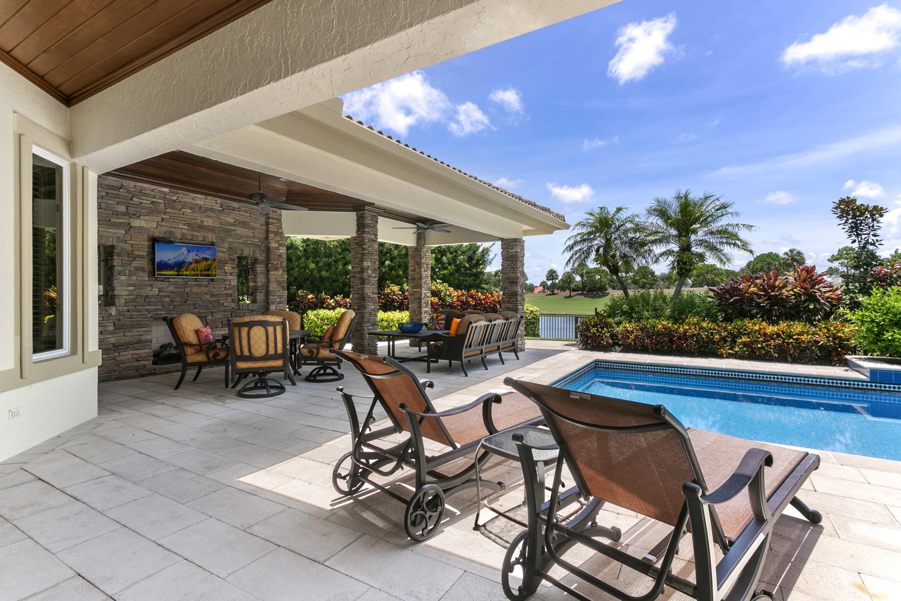 LOXAHATCHEE CLUB AT MAPLEWOOD 5 PH 2 - Residential