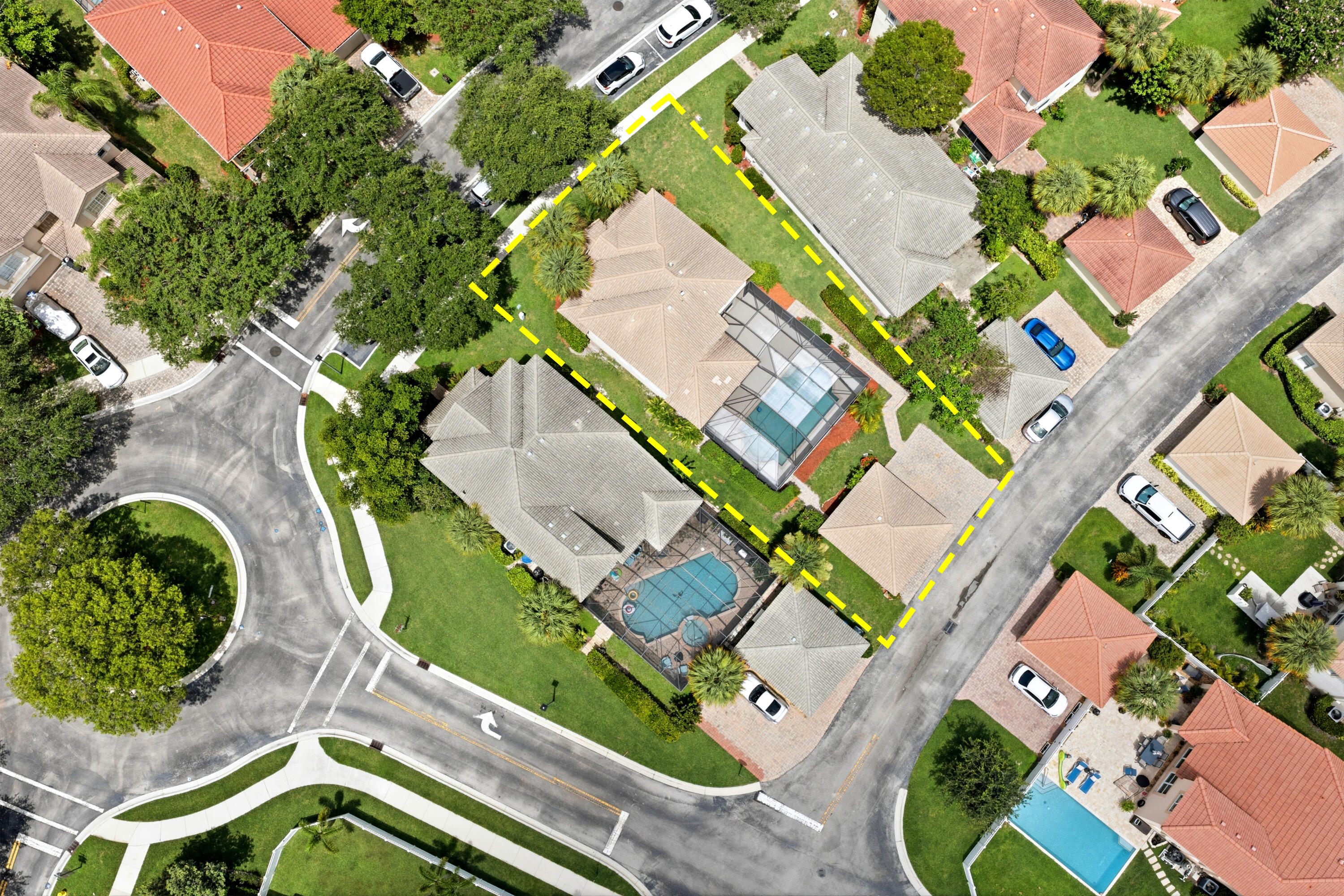 GABLES AT NORTHLAKE 1 - Residential