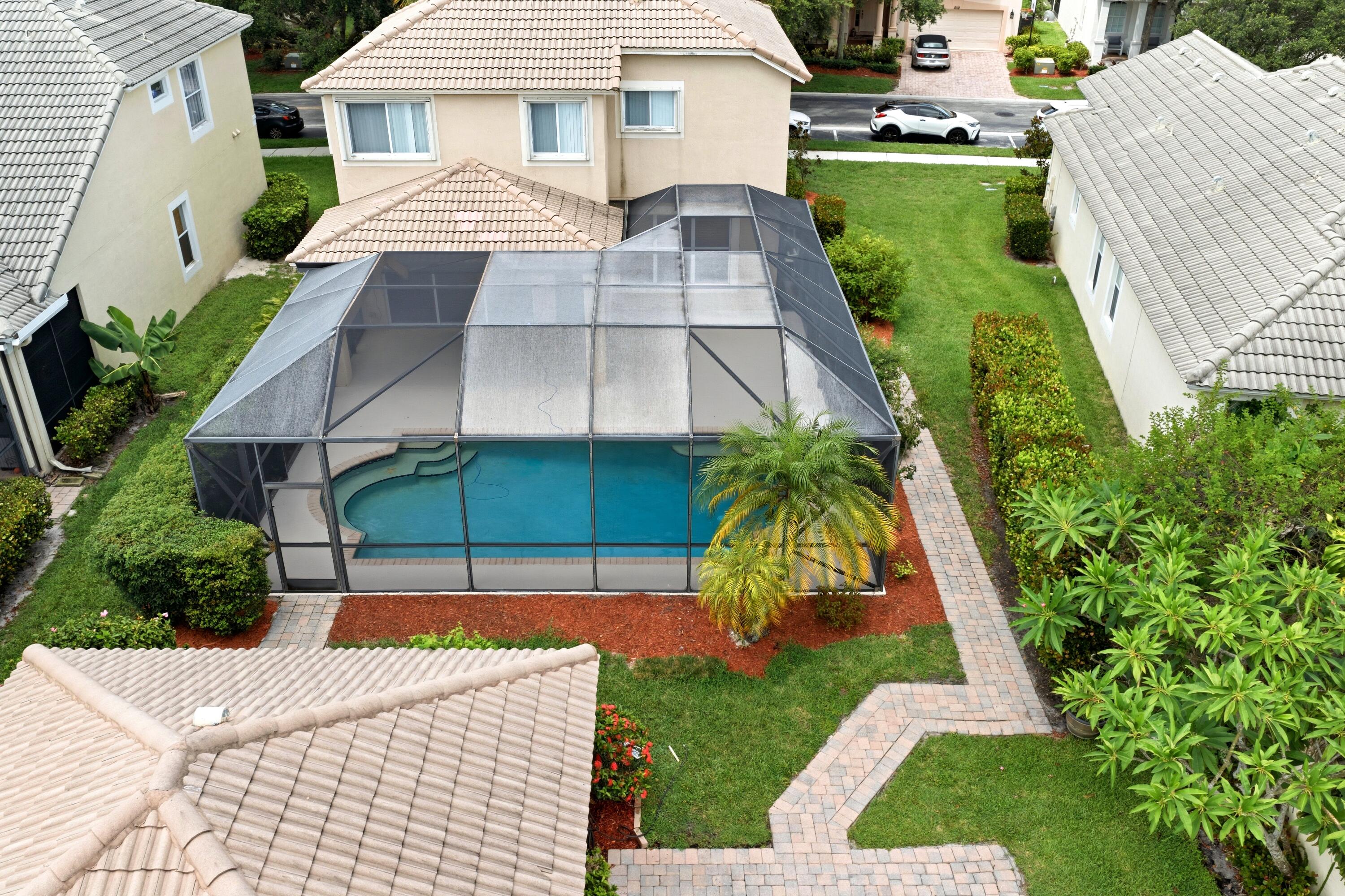 GABLES AT NORTHLAKE 1 - Residential