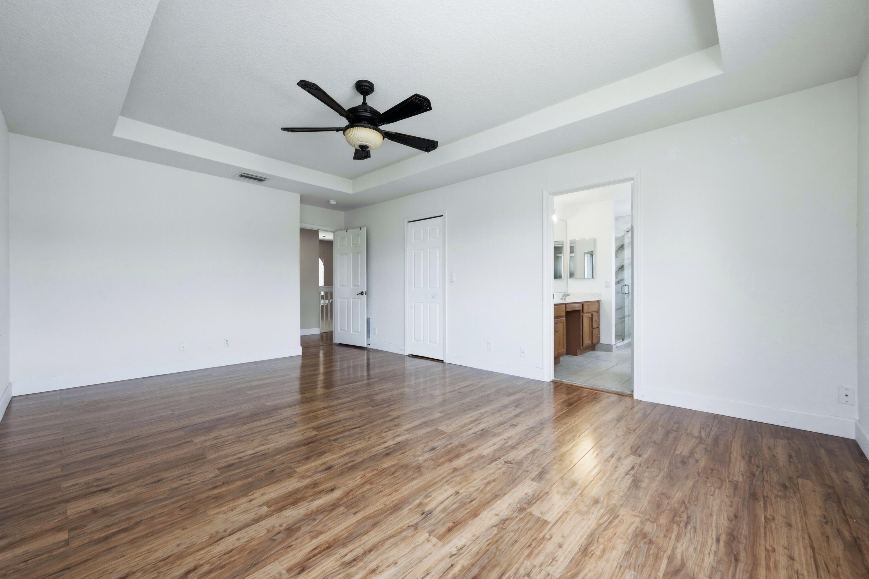 GABLES AT NORTHLAKE 1 - Residential