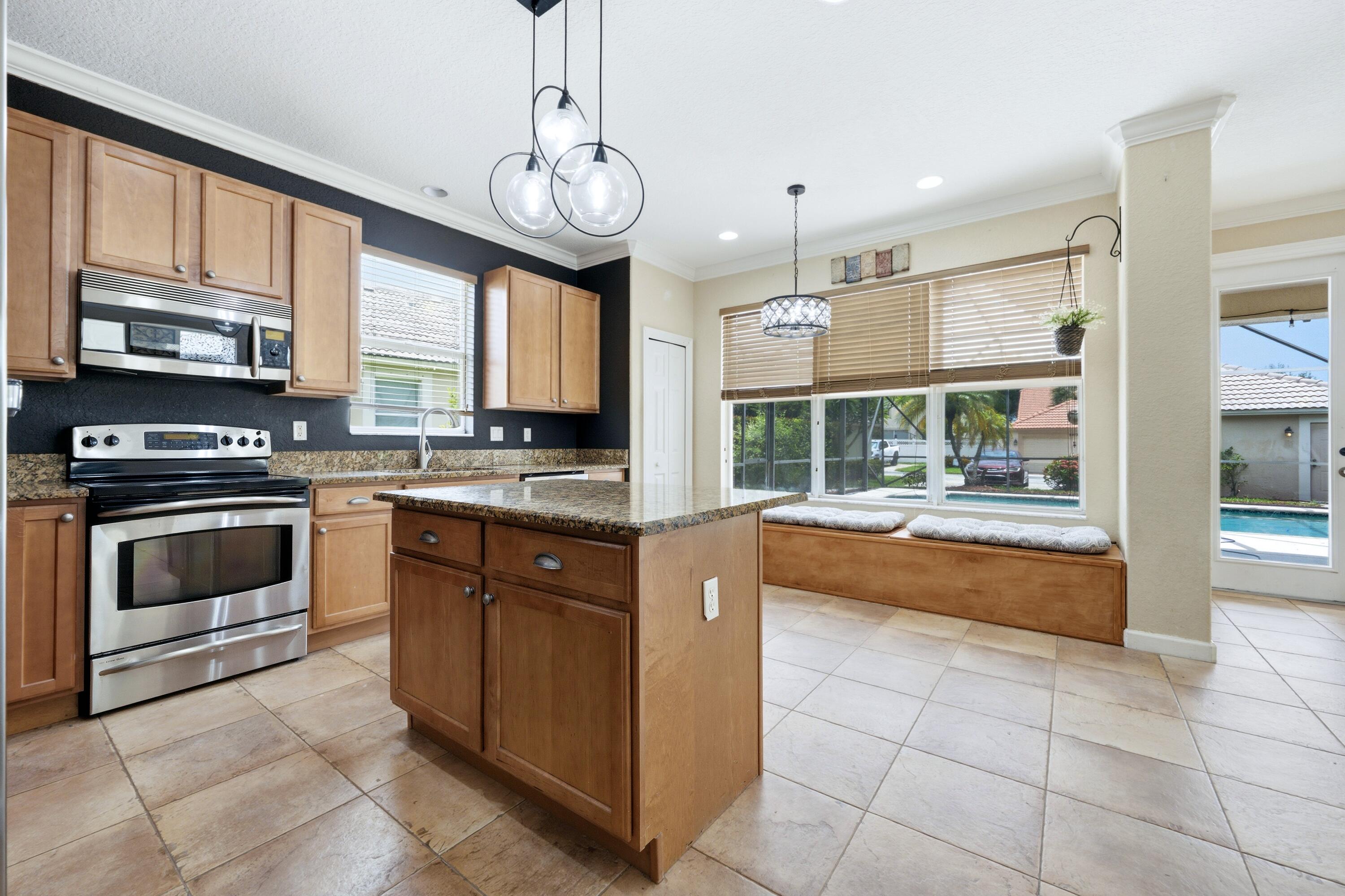 GABLES AT NORTHLAKE 1 - Residential