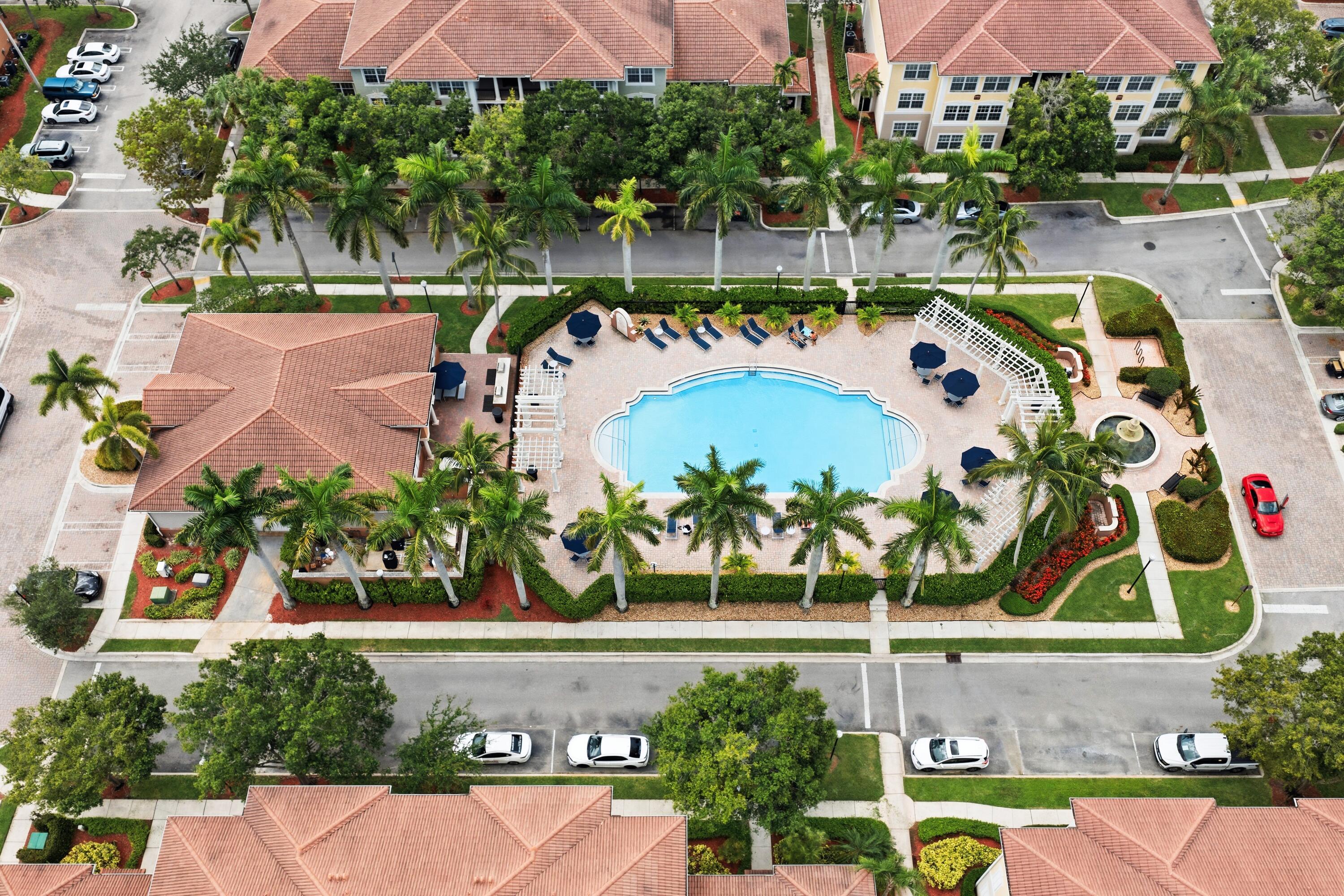 GABLES AT NORTHLAKE 1 - Residential
